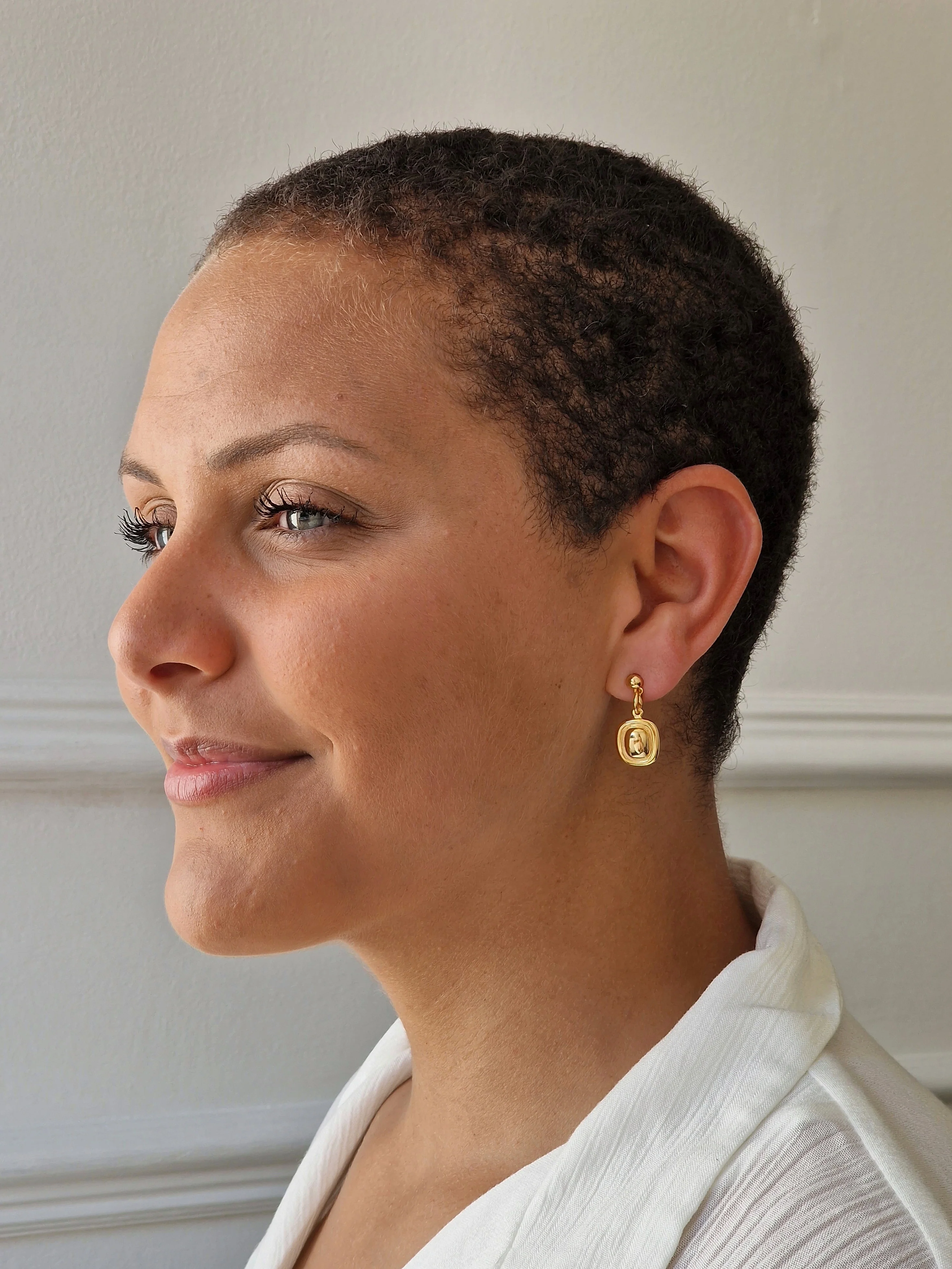 Vintage 90s Gold Plated Minimal Drop Earrings - Image 2