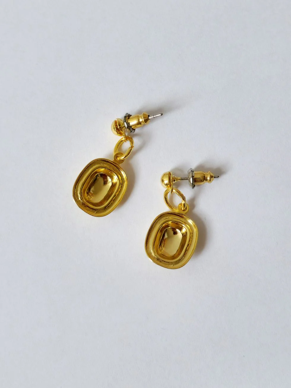Vintage 90s Gold Plated Minimal Drop Earrings - Image 4