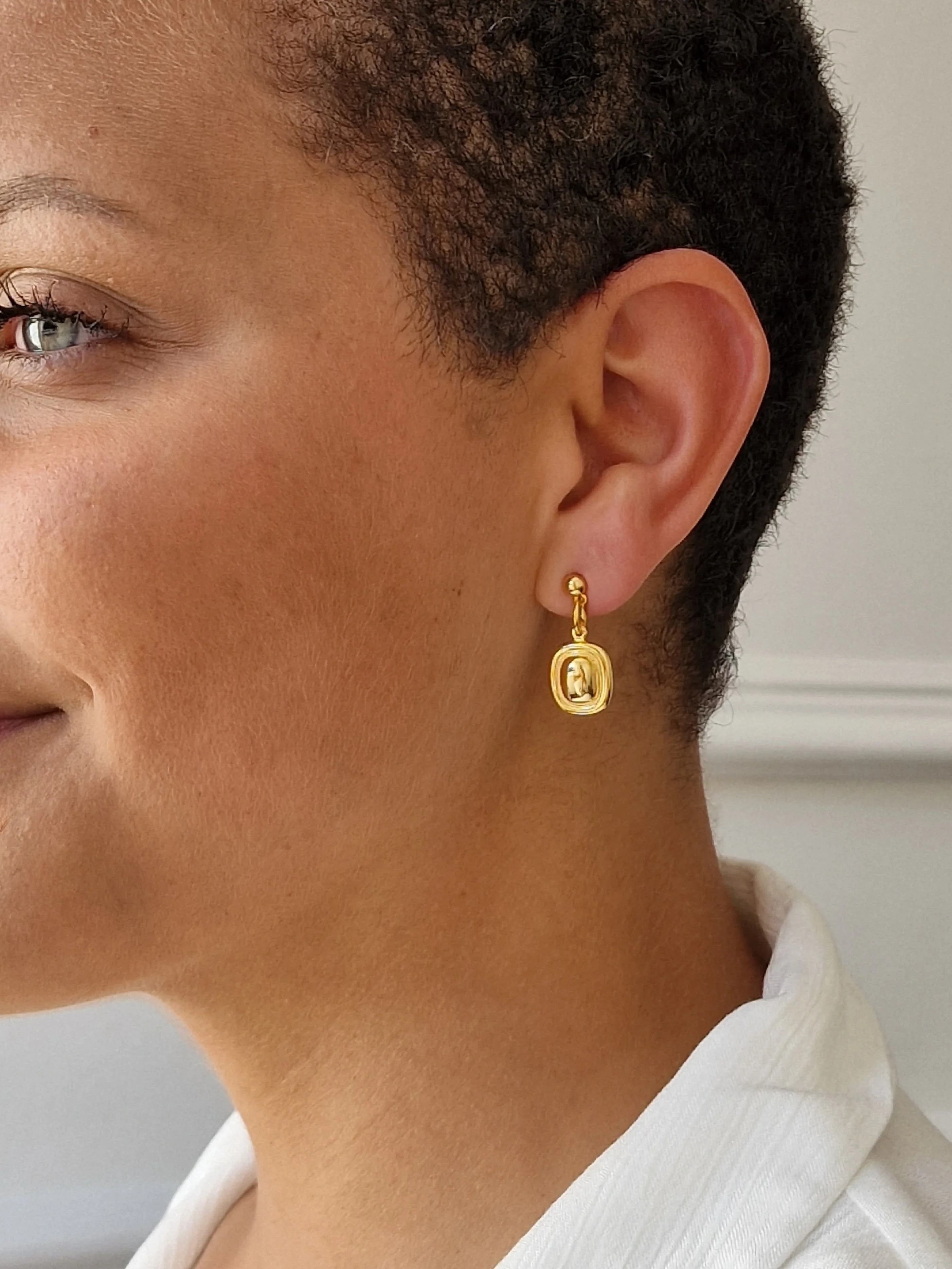 Vintage 90s Gold Plated Minimal Drop Earrings - Image 5