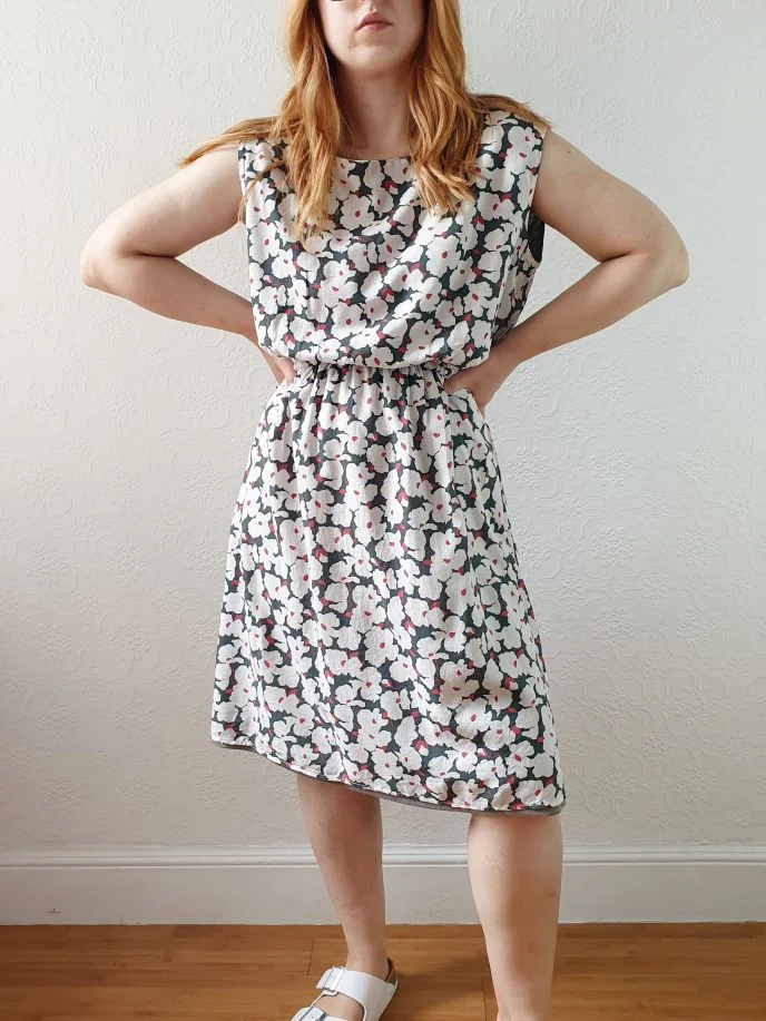 Vintage 90s Green & White Floral Sleeveless Dress - S/M
