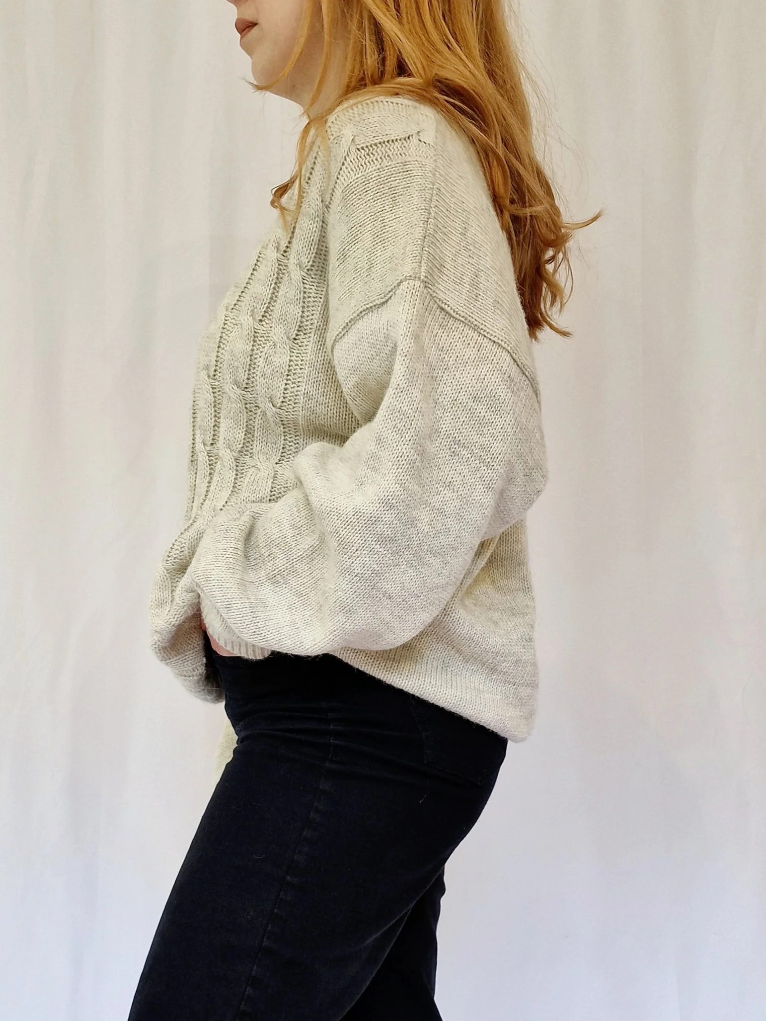 Vintage 90s Light Grey Aran Style Cable Knit Jumper with Crew Neck - XL - Image 4