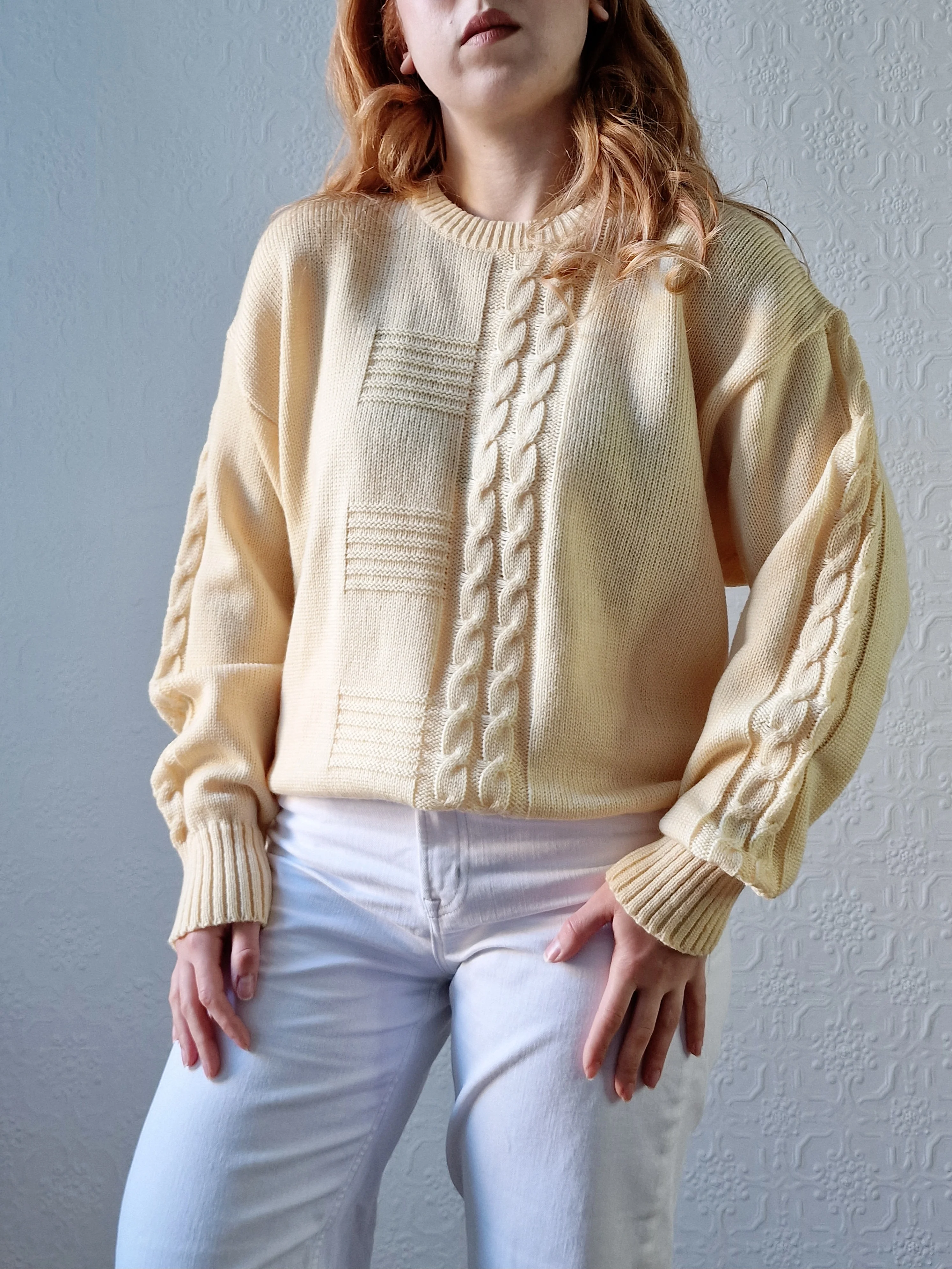 Vintage 90s Pale Yellow Cable Knit Jumper with Crew Neck - M/L - Image 3