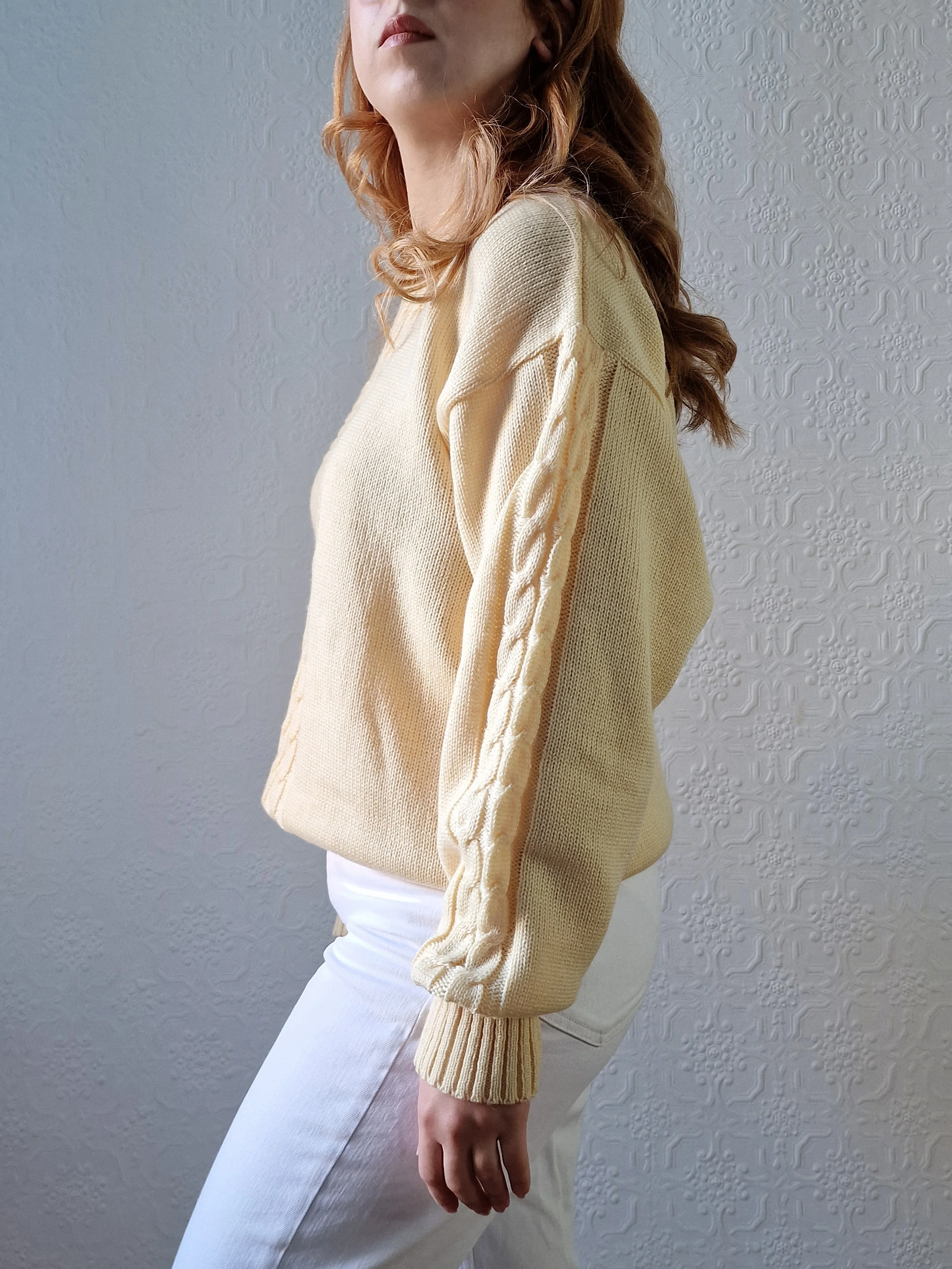 Vintage 90s Pale Yellow Cable Knit Jumper with Crew Neck - M/L - Image 4