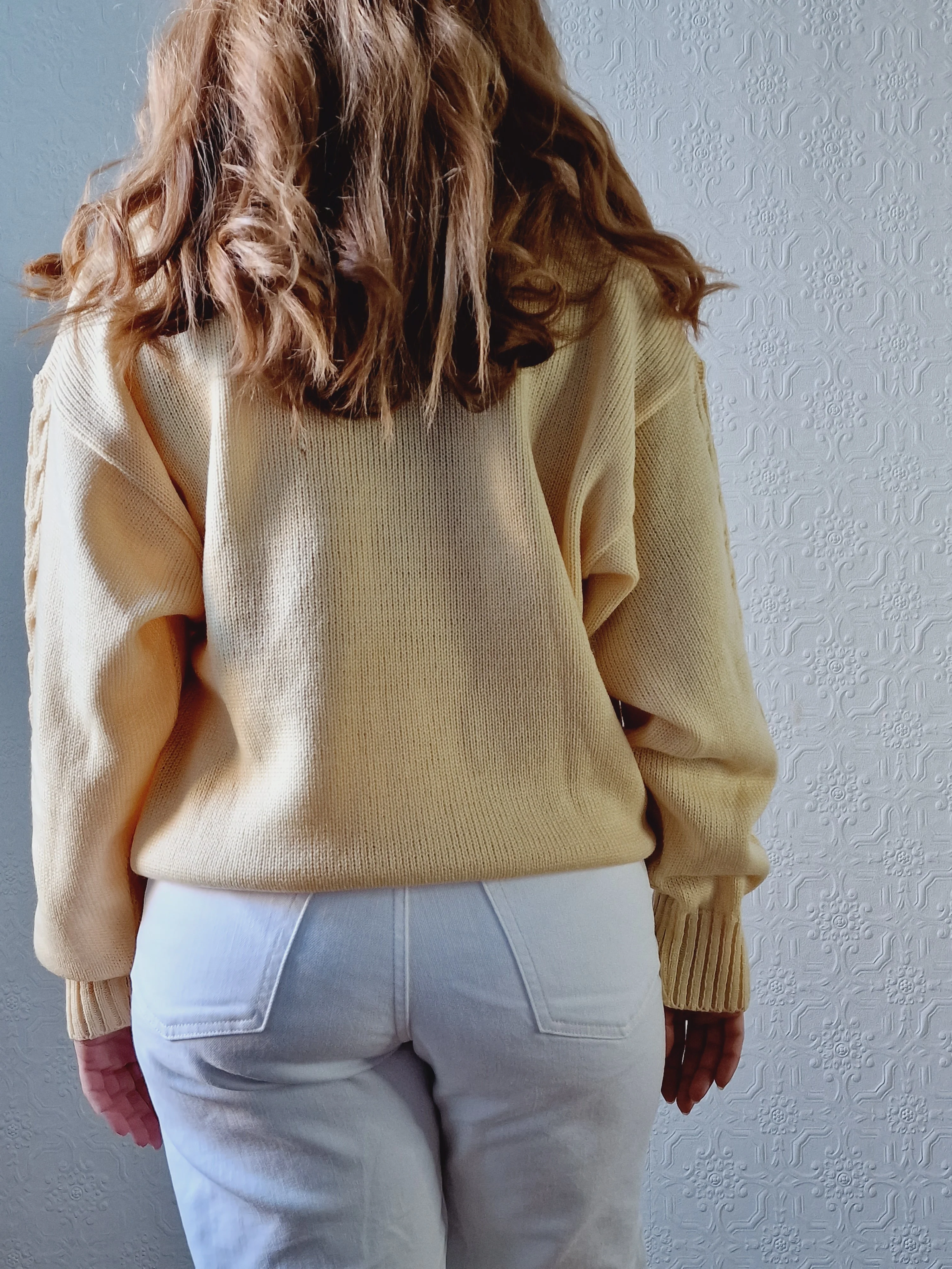 Vintage 90s Pale Yellow Cable Knit Jumper with Crew Neck - M/L - Image 5