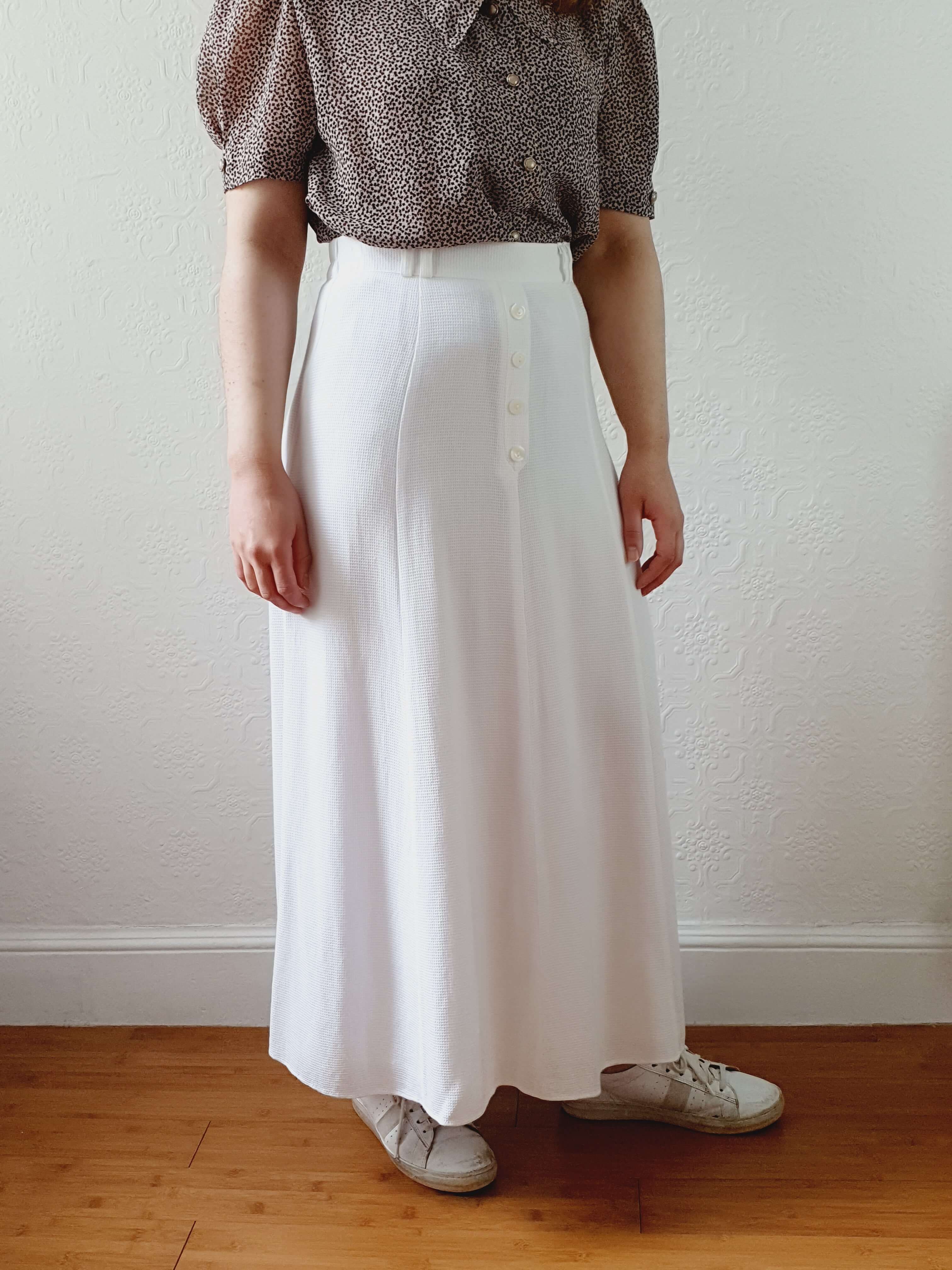 Vintage 90s White A-line Tennis Style Skirt - S/M - Image 2