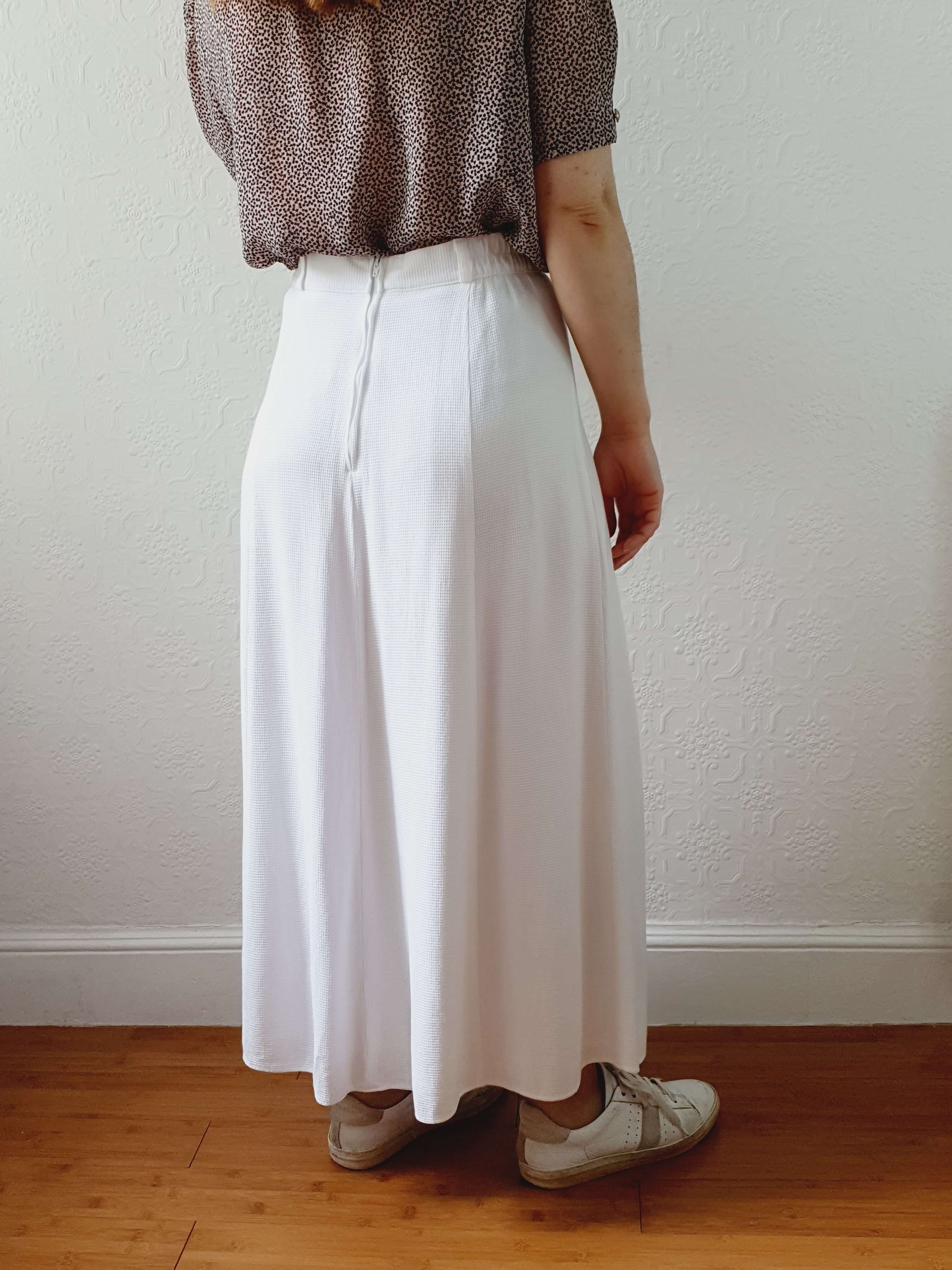 Vintage 90s White A-line Tennis Style Skirt - S/M - Image 3