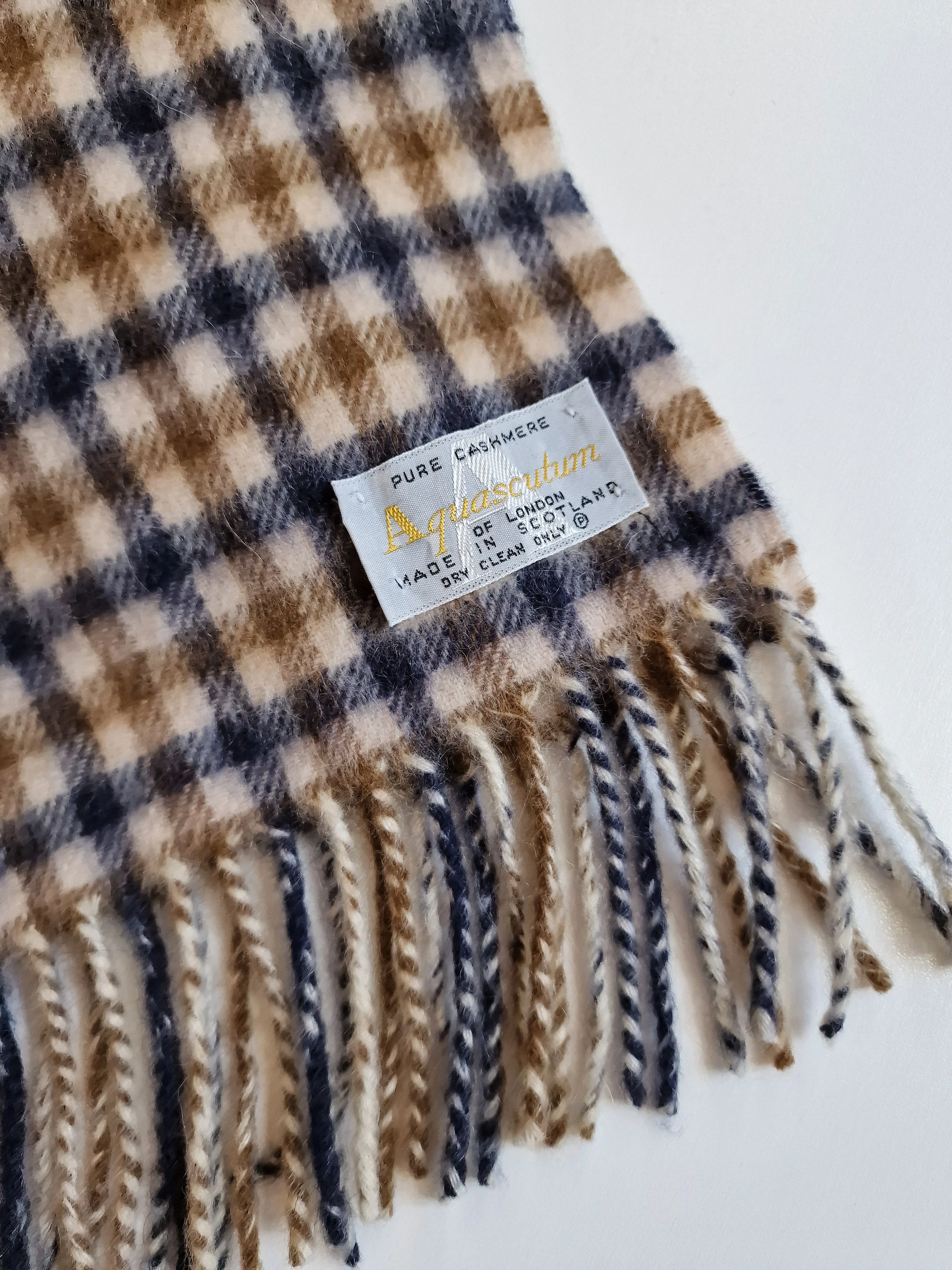 Vintage Aquascutum Check 100% Cashmere Scarf - Image 4