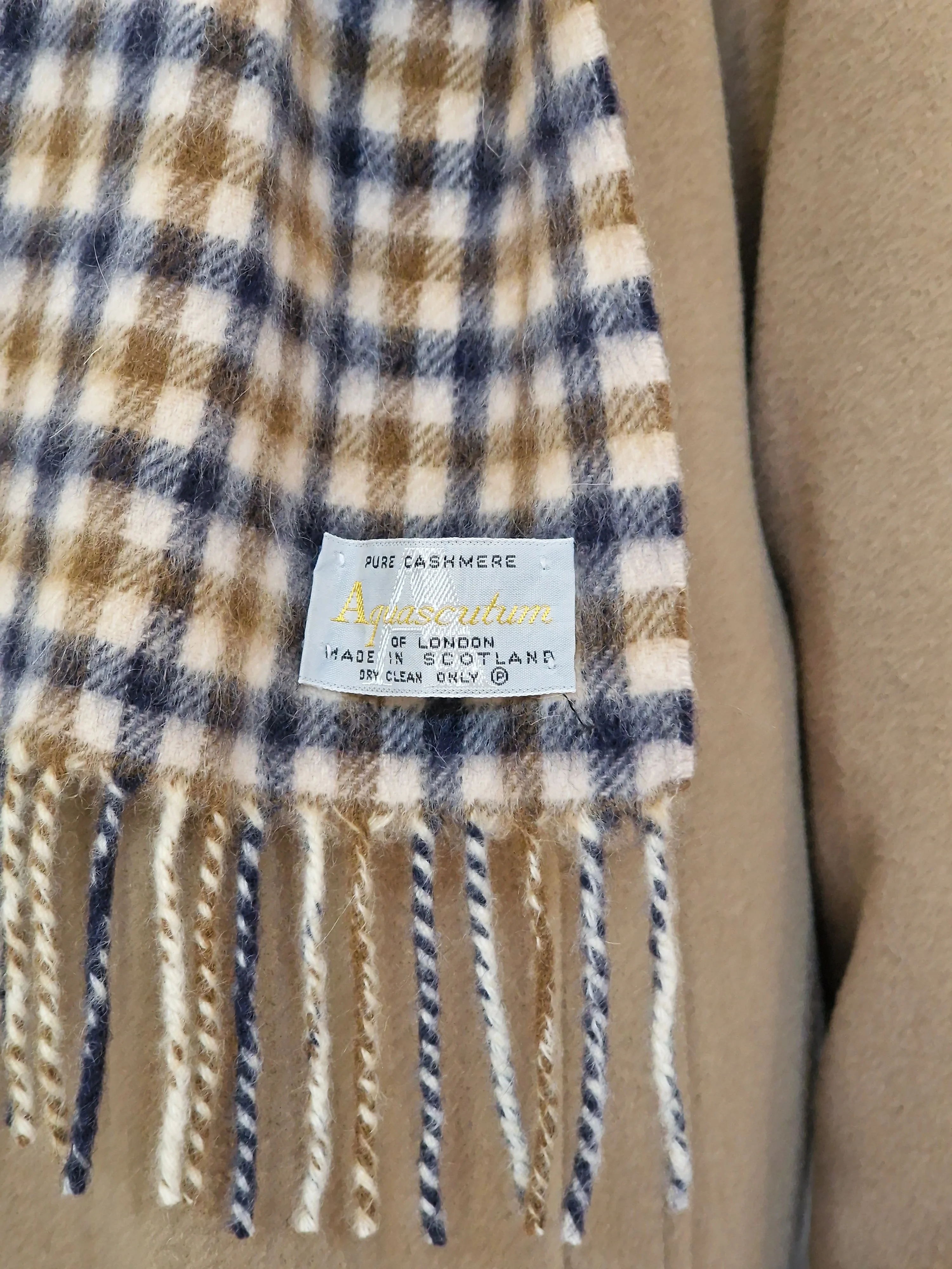 Vintage Aquascutum Check 100% Cashmere Scarf - Image 5