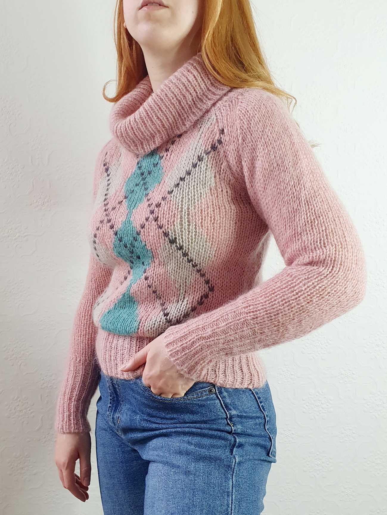 Vintage Argyle Pattern Cowl Neck Pink Mohair Jumper - XS/S - Image 2