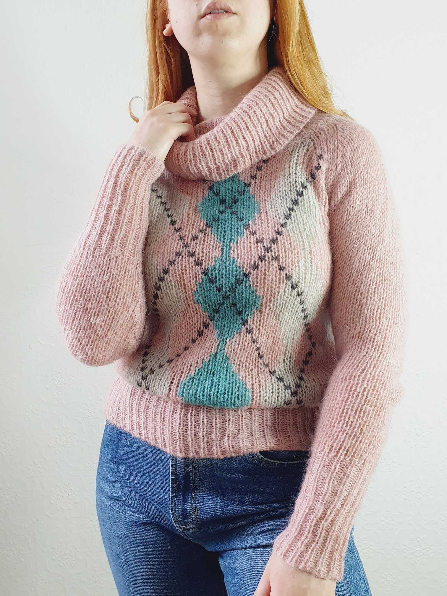 Vintage Argyle Pattern Cowl Neck Pink Mohair Jumper - XS/S - Image 3