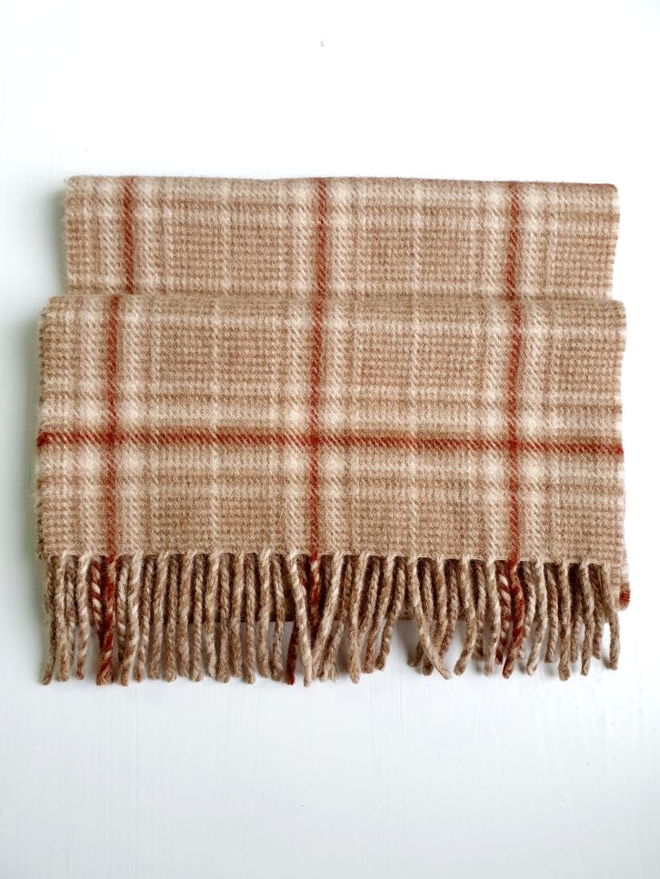 Vintage Beige Check Lambswool Scarf - Image 2