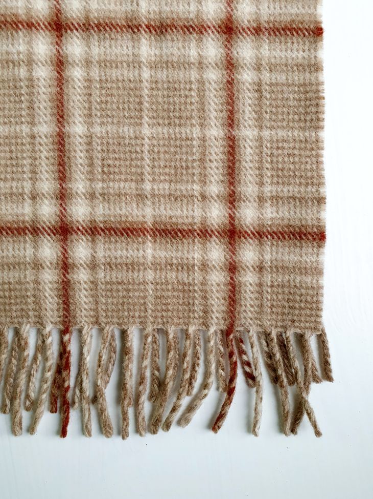Vintage Beige Check Lambswool Scarf - Image 4