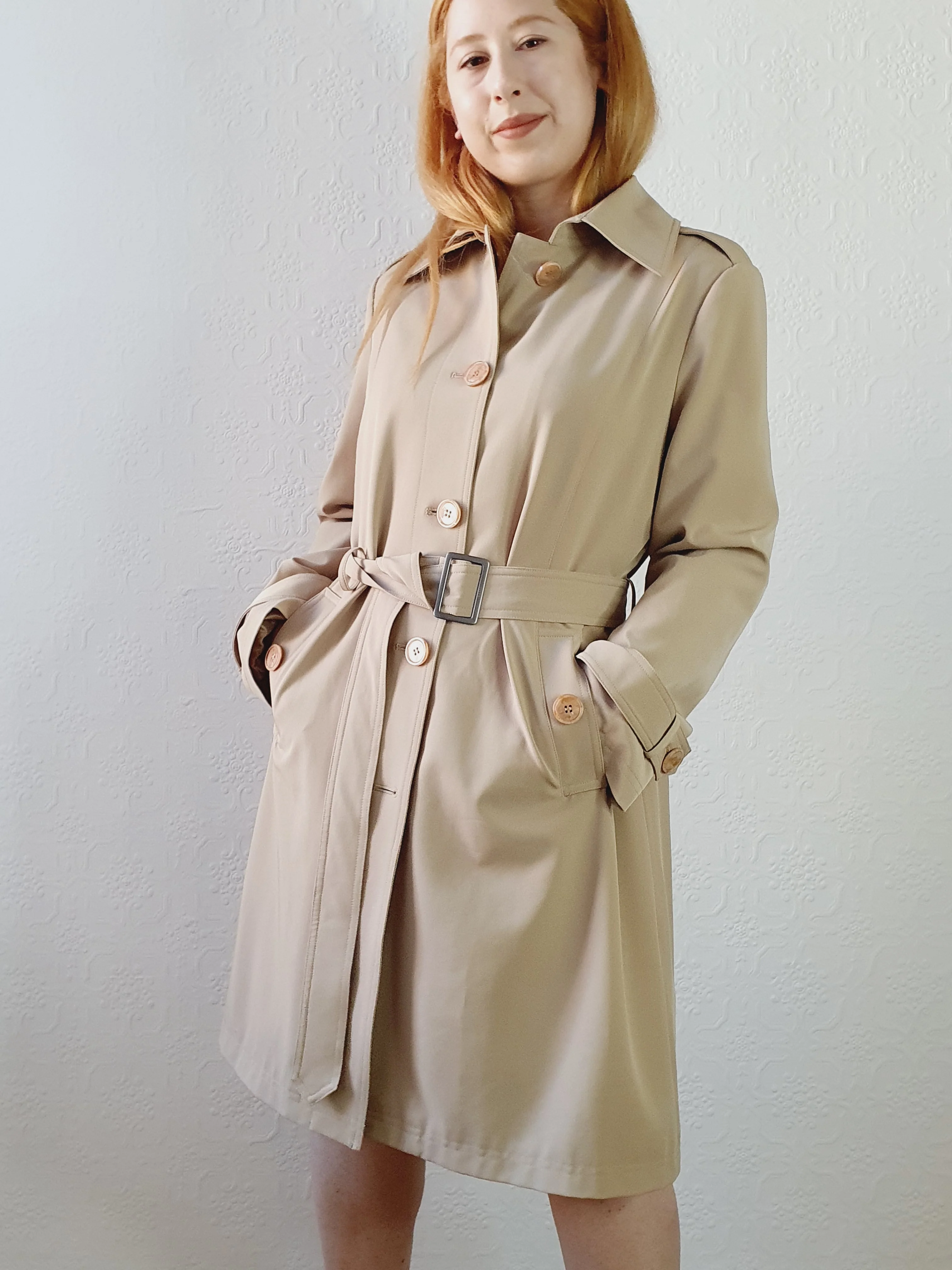 Vintage Beige Classic Trench • XS-M - Image 3