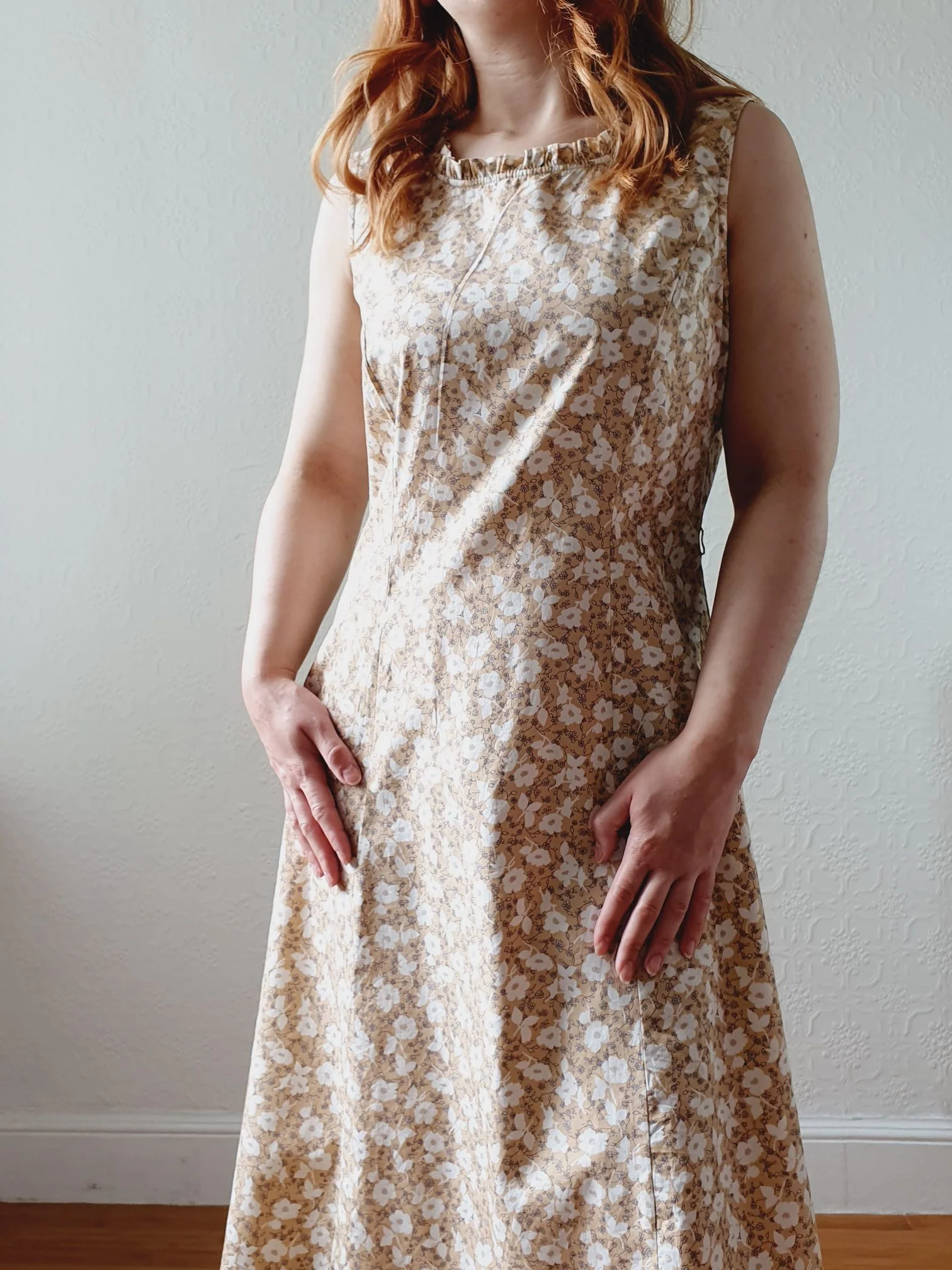 Vintage Beige Floral Sleeveless Dress - M - Image 9
