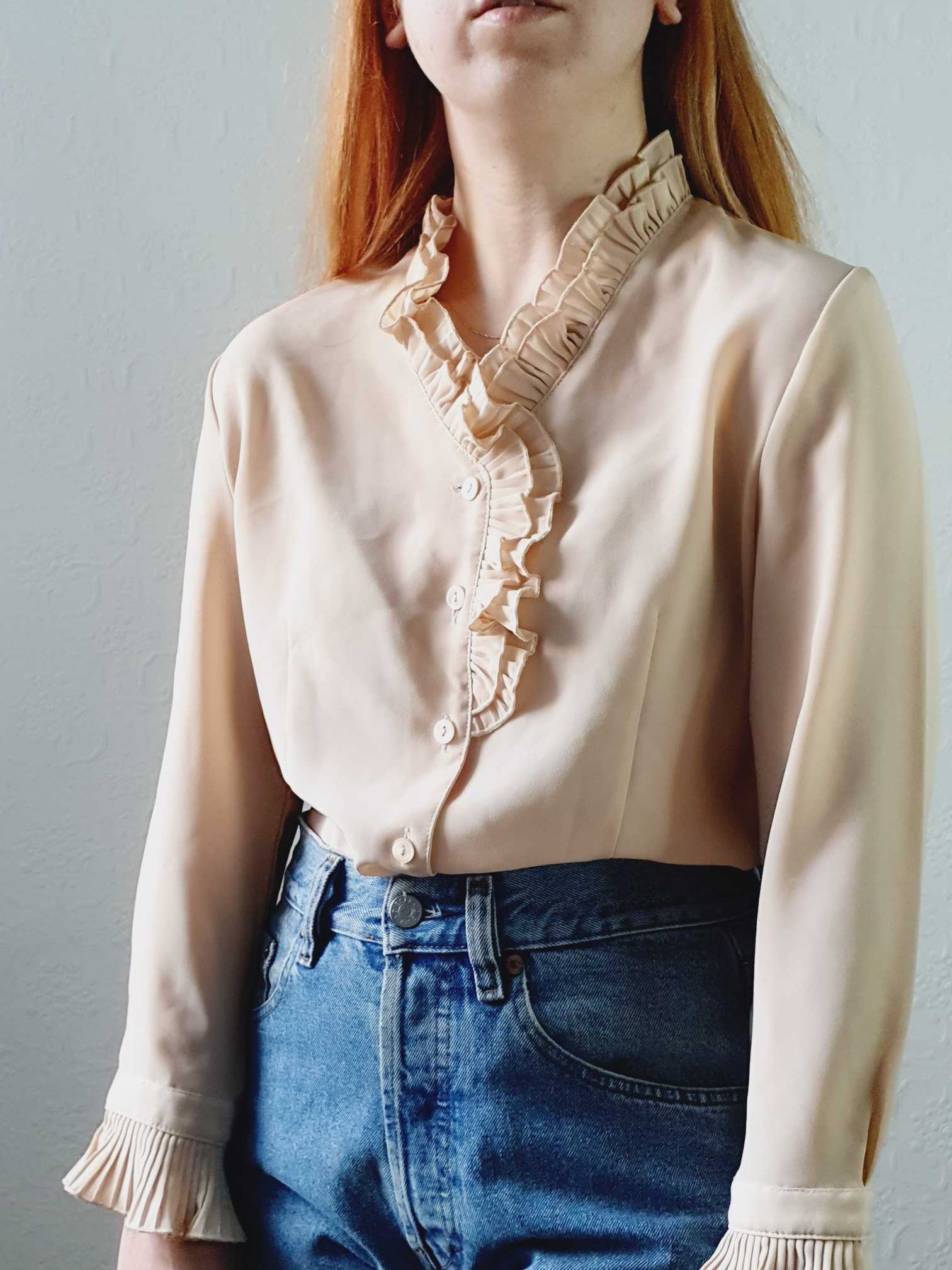 Vintage Beige Ruffle Collar Blouse - XS/S