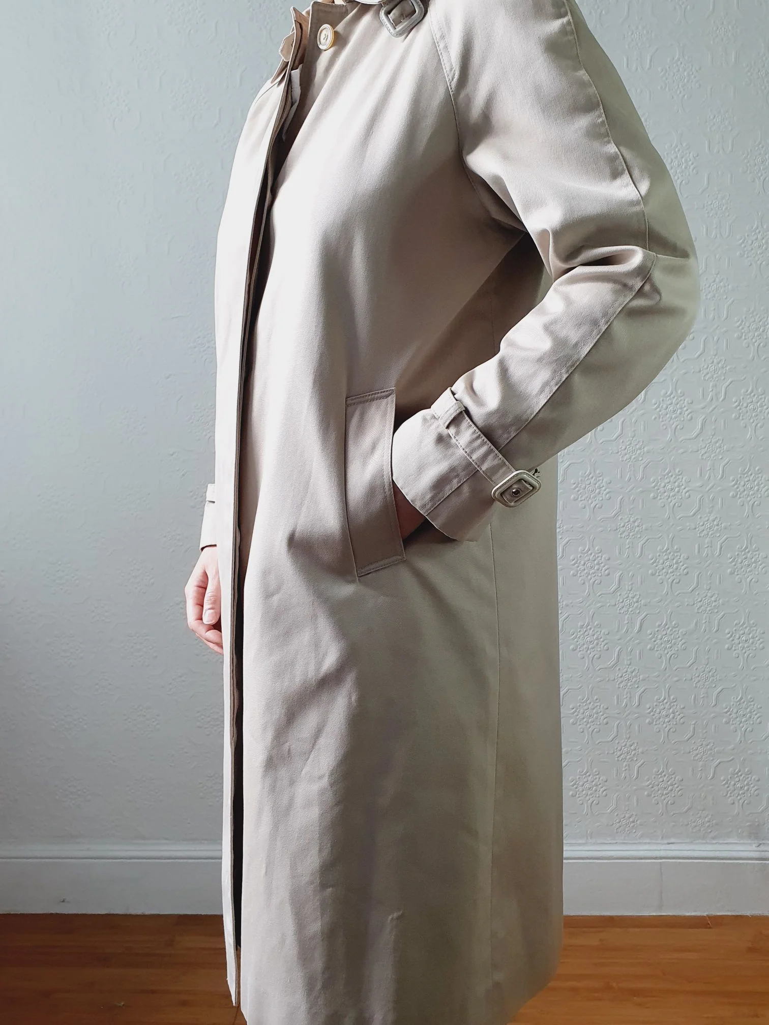 Vintage Beige Single Breasted Trench Coat - XS/S - Image 11