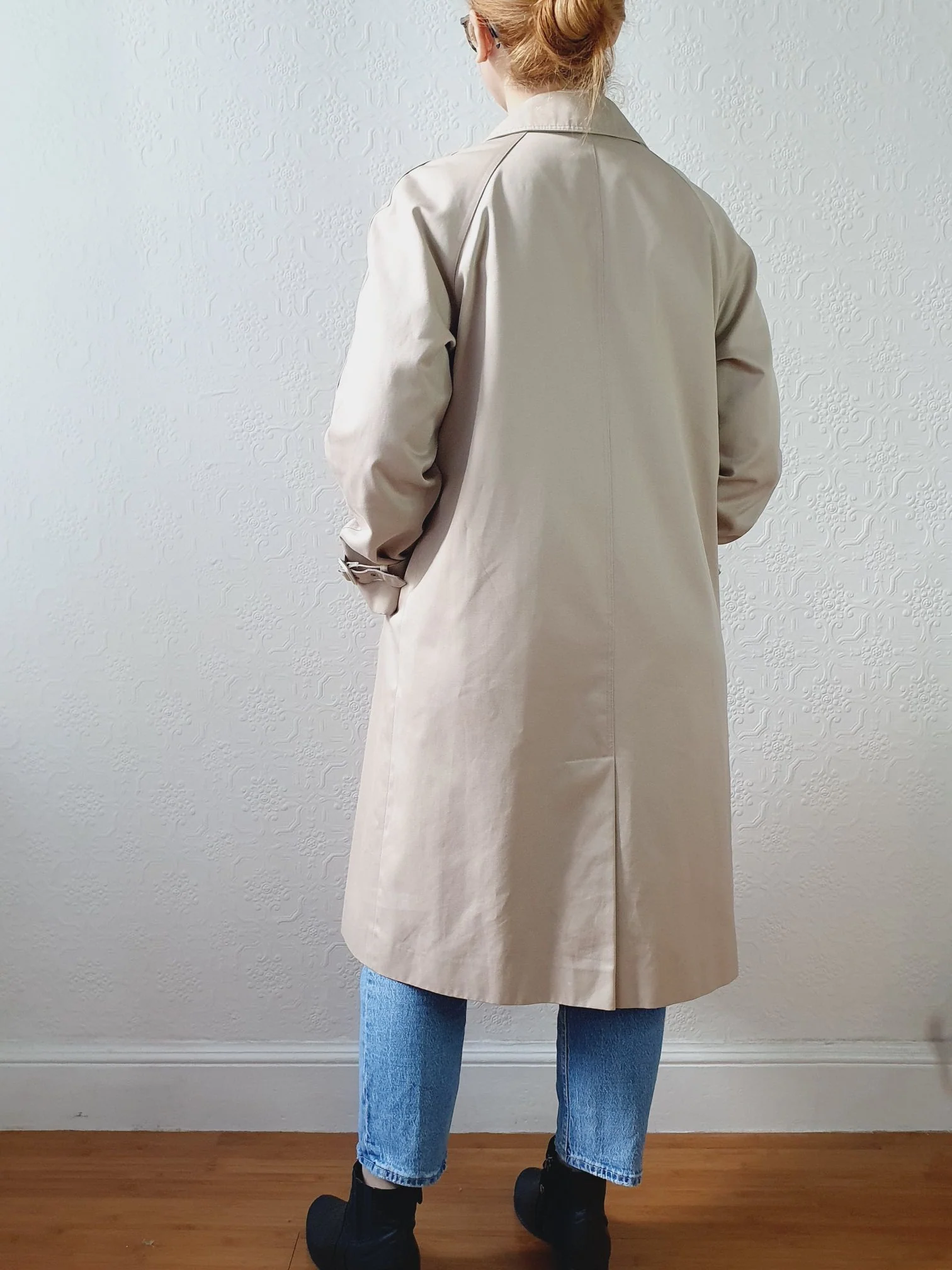 Vintage Beige Single Breasted Trench Coat - XS/S - Image 4