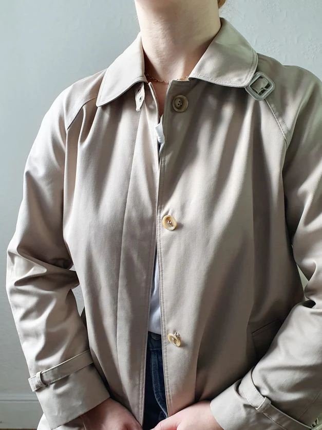 Vintage Beige Single Breasted Trench Coat - XS/S - Image 8
