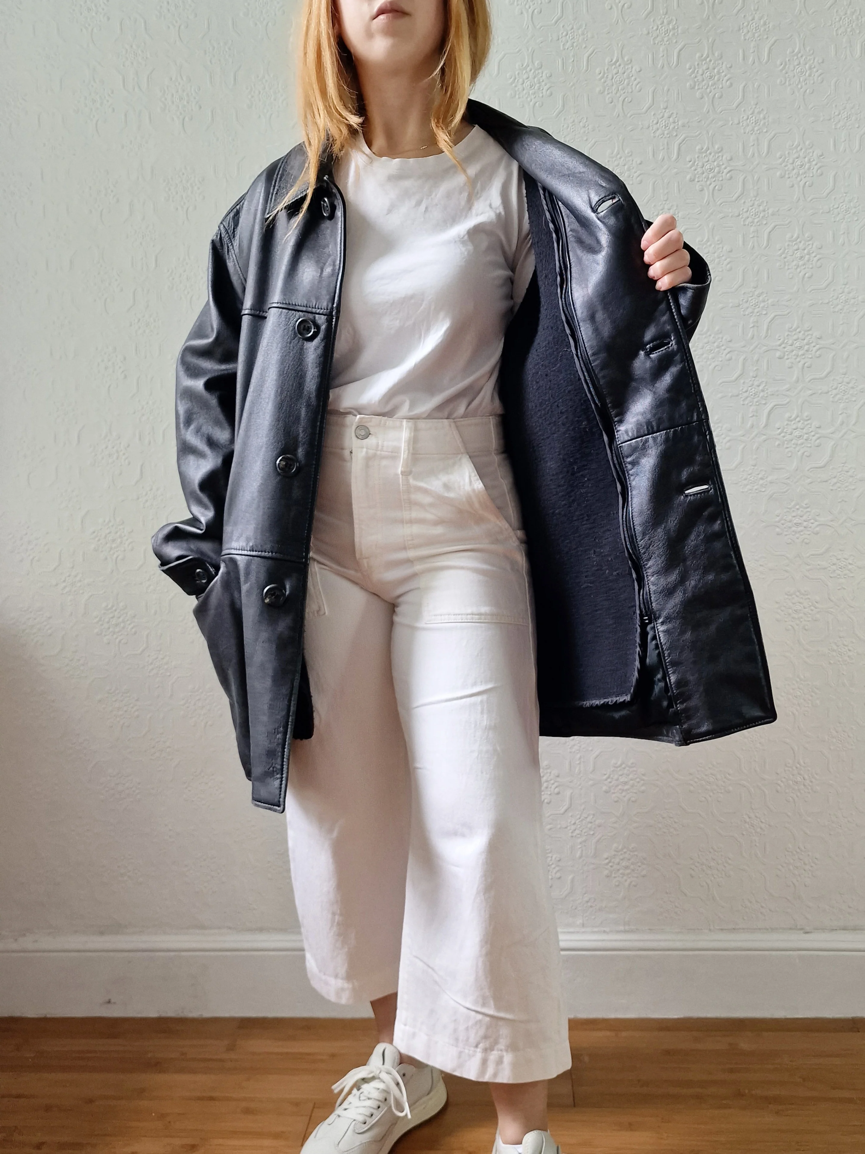 Vintage Black 100% Genuine Leather Jacket with Removable Lining - L - Image 5