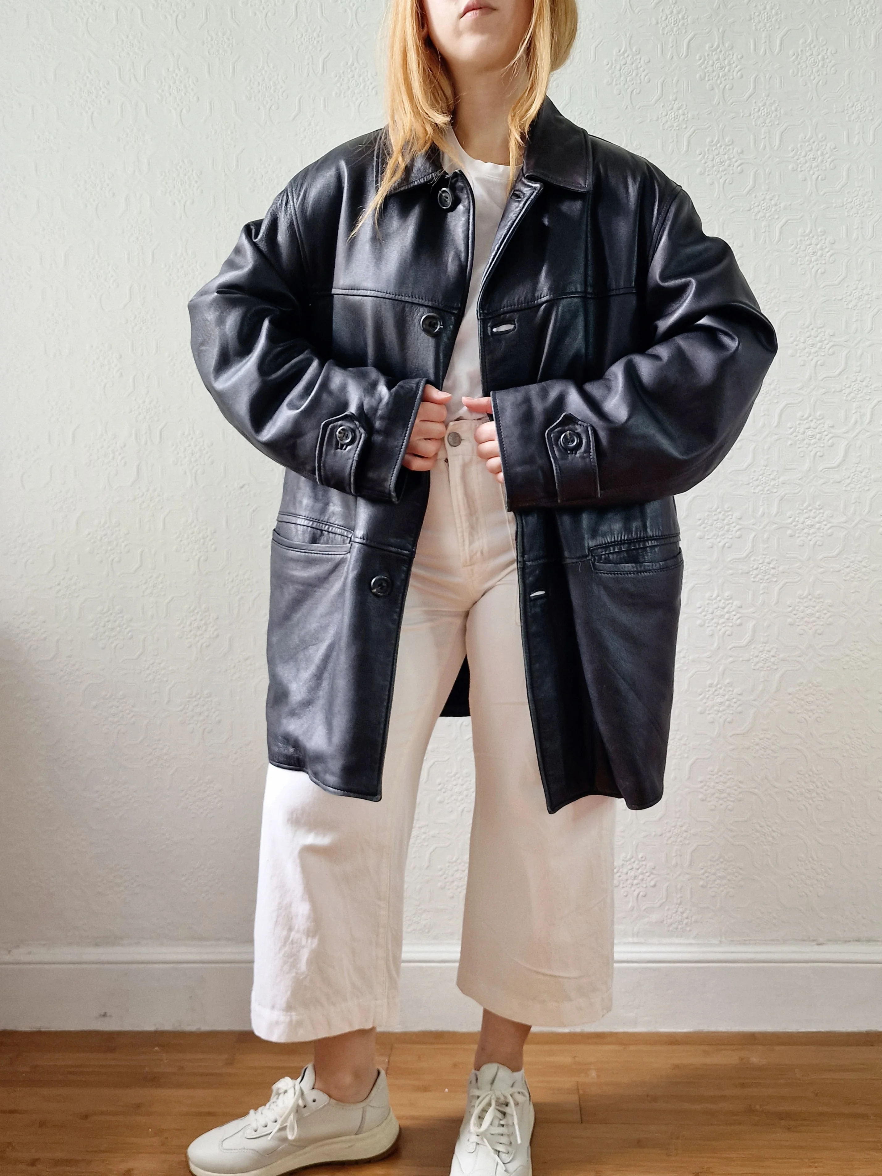 Vintage Black 100% Genuine Leather Jacket with Removable Lining - L - Image 6