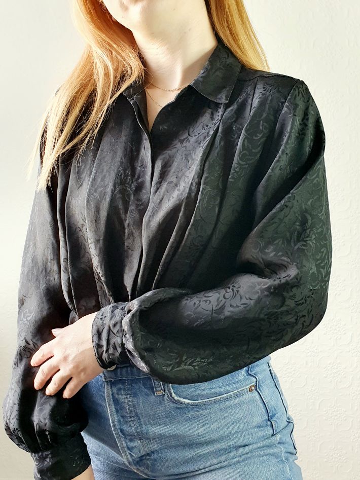 Vintage Black Blouse with Pleating Detail - XL - Image 3