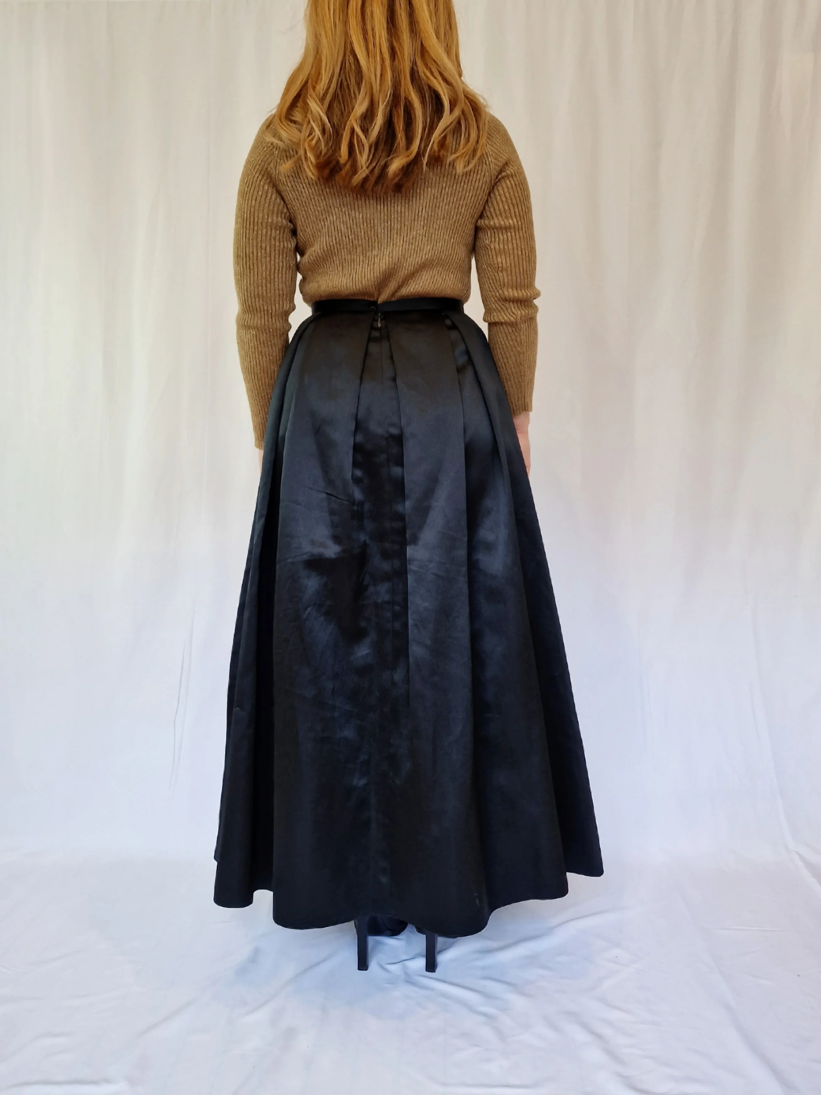 Vintage Black Satin High Waisted A-Line Maxi Skirt - XS - Image 6