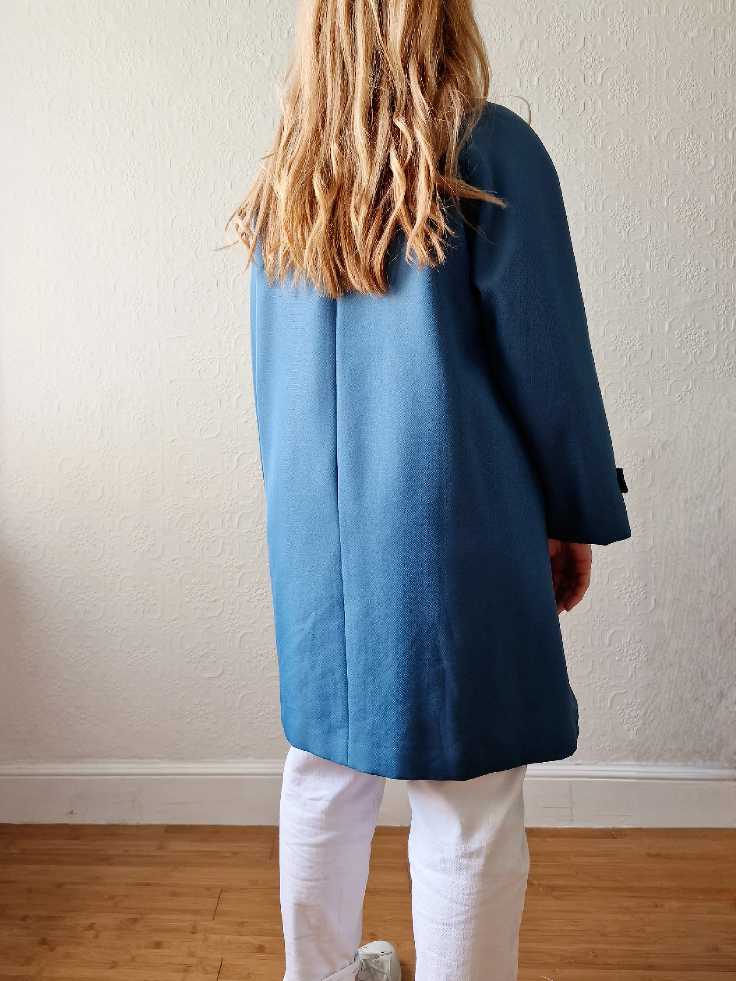 Vintage Blue Single Breasted Medium Length Trench Coat with Removable Lining - S/M - Image 3