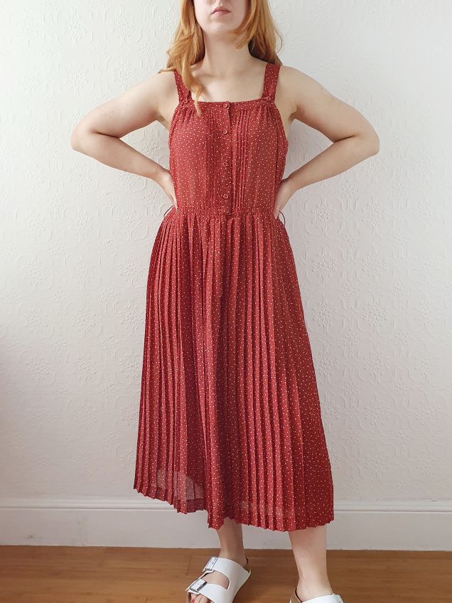 Vintage Brick Red Dotted Sleeveless Dress with Pleated Skirt - M - Image 10