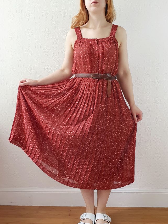 Vintage Brick Red Dotted Sleeveless Dress with Pleated Skirt - M - Image 2