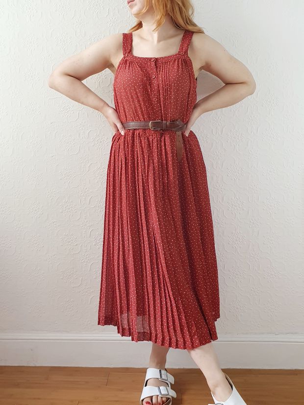 Vintage Brick Red Dotted Sleeveless Dress with Pleated Skirt - M - Image 7