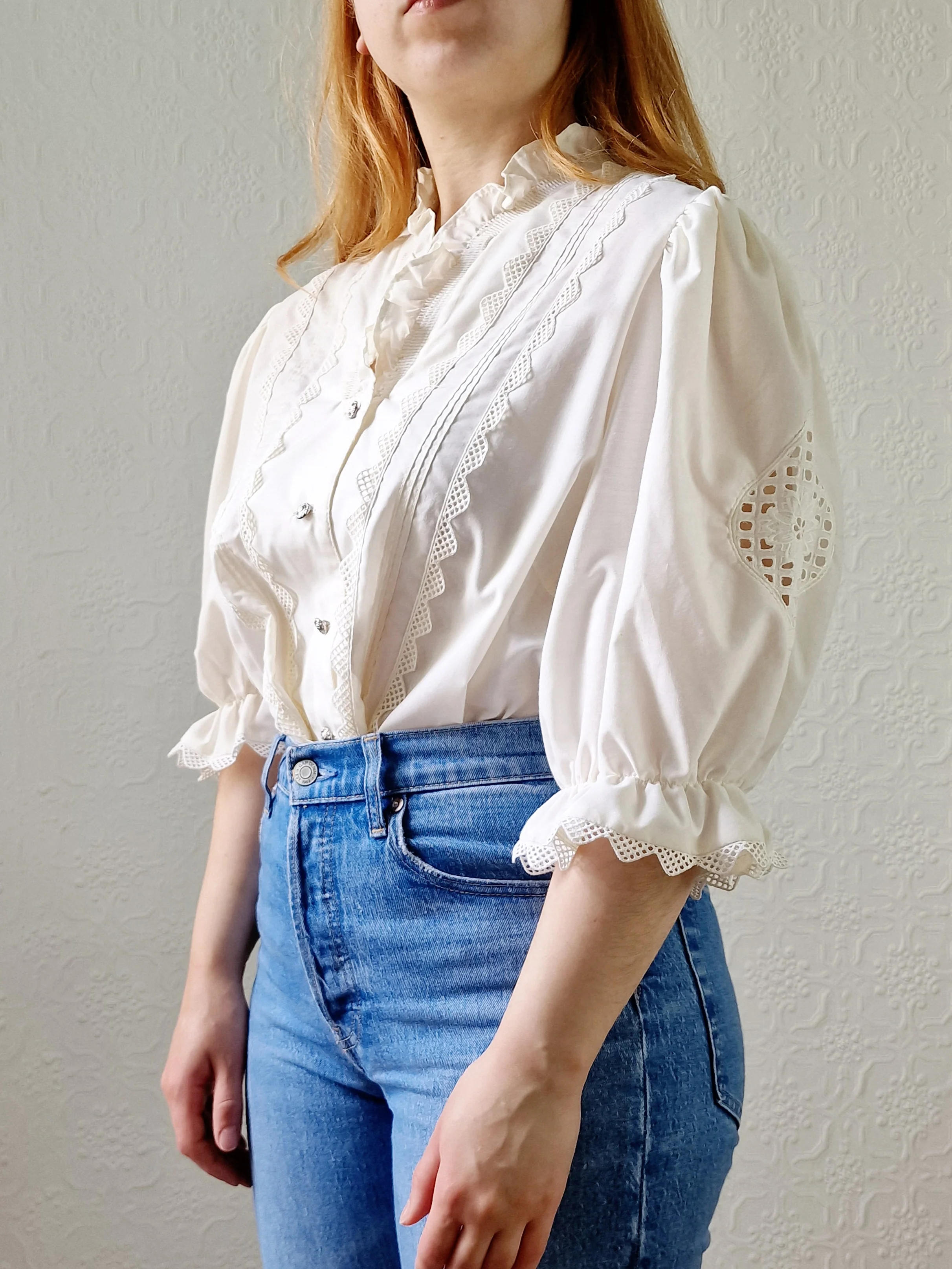 Vintage Cream Austrian Broderie Anglaise Dirndl Blouse with Puff Sleeves - XL - Image 2