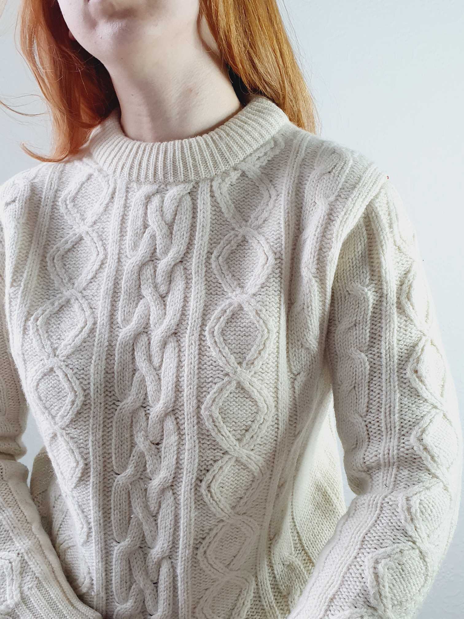 Vintage Cream Cable Knit Aran Jumper - S/M - Image 3