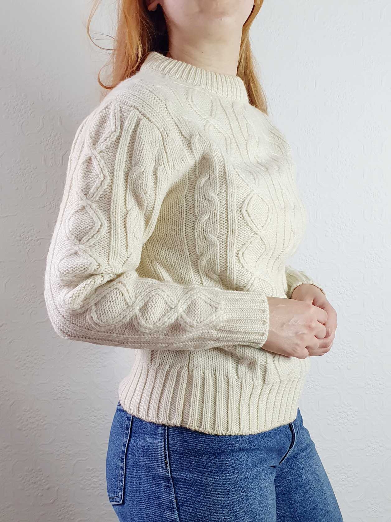 Vintage Cream Cable Knit Aran Jumper - S/M - Image 6