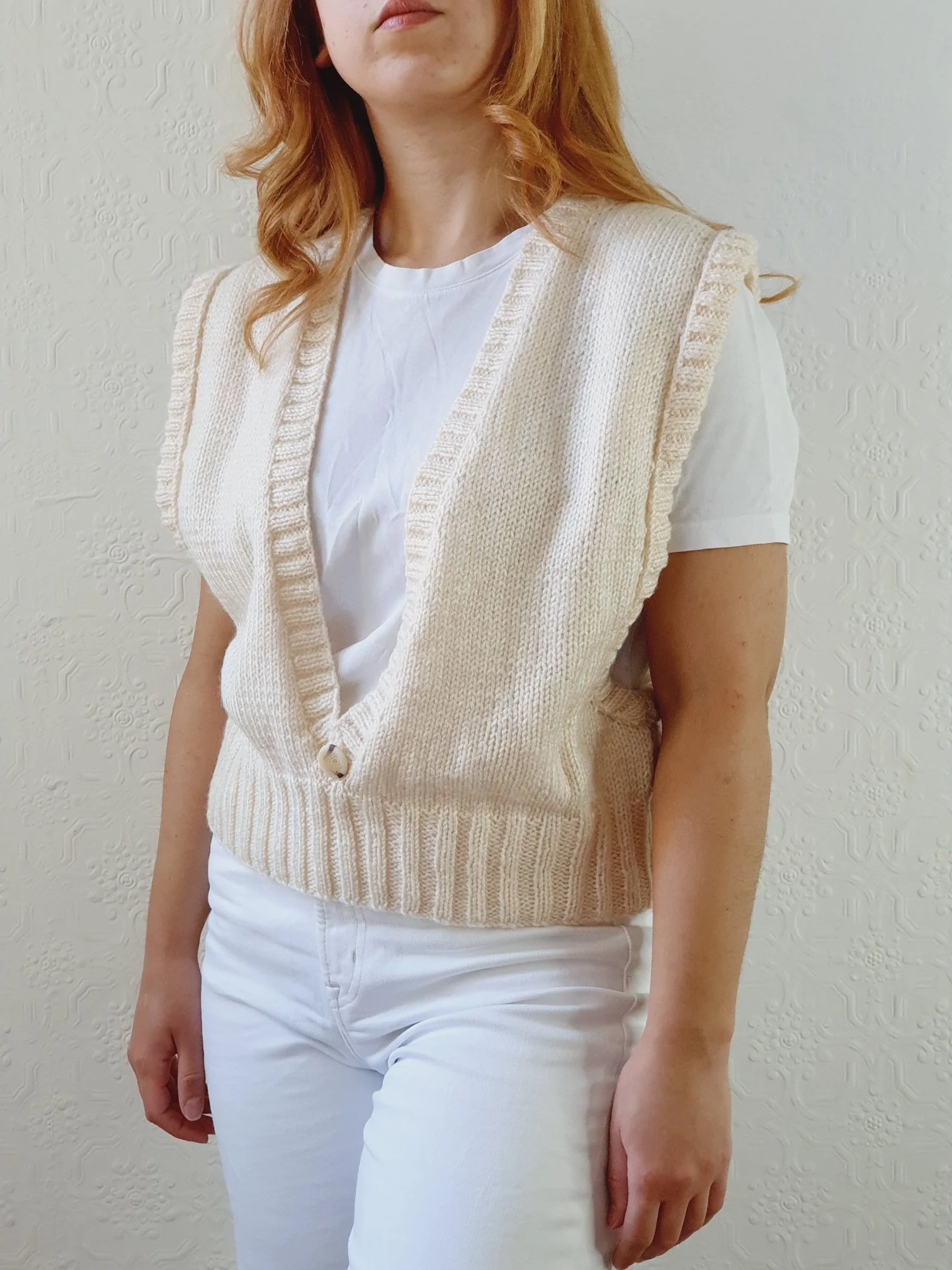 Vintage Cream Handknitted Sleeveless Deep V-Neck Vest - S/M/L - Image 2