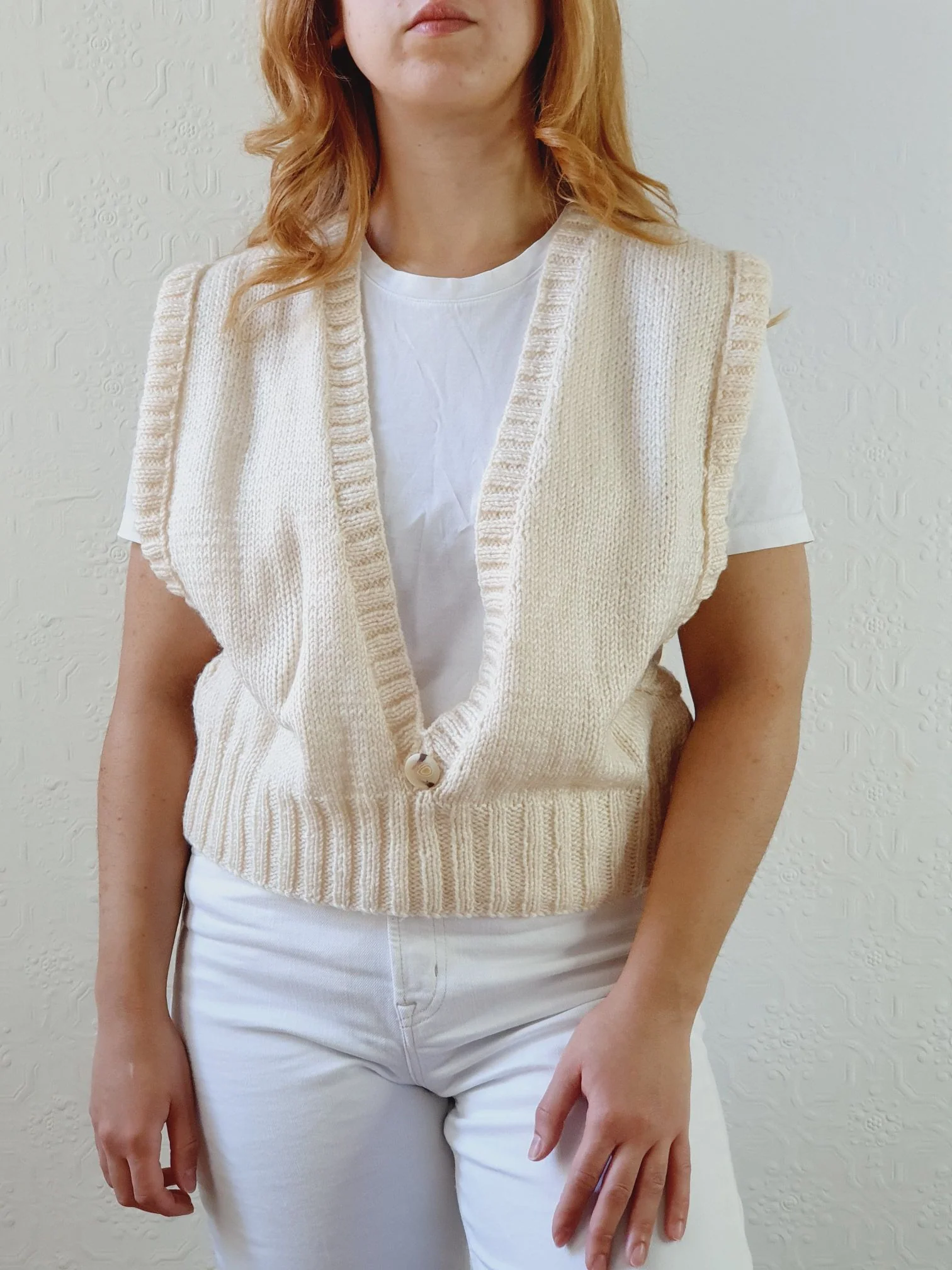 Vintage Cream Handknitted Sleeveless Deep V-Neck Vest - S/M/L - Image 3