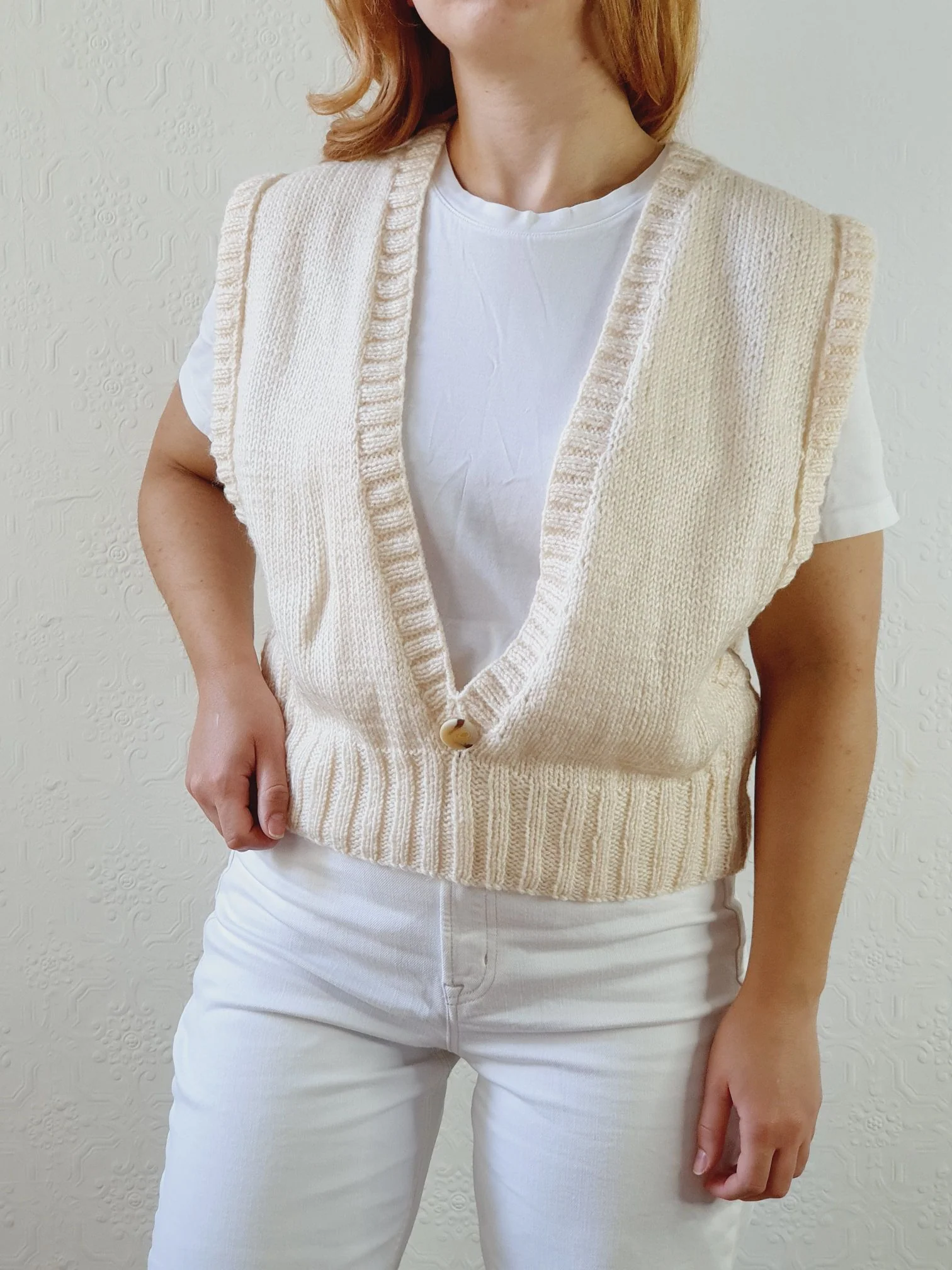 Vintage Cream Handknitted Sleeveless Deep V-Neck Vest - S/M/L - Image 8