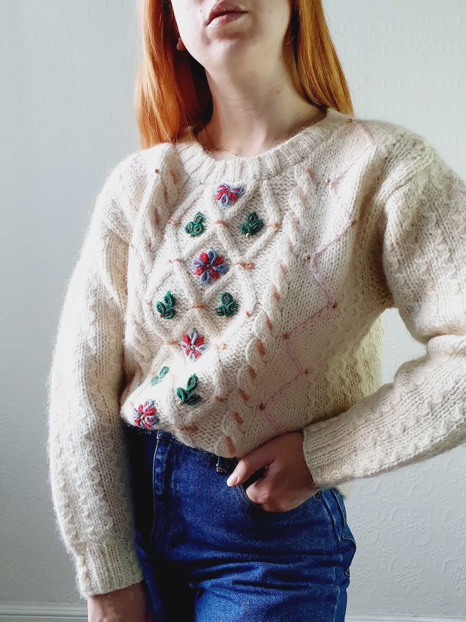Vintage Cream Jumper with Folk Embroidery - S/M - Image 8