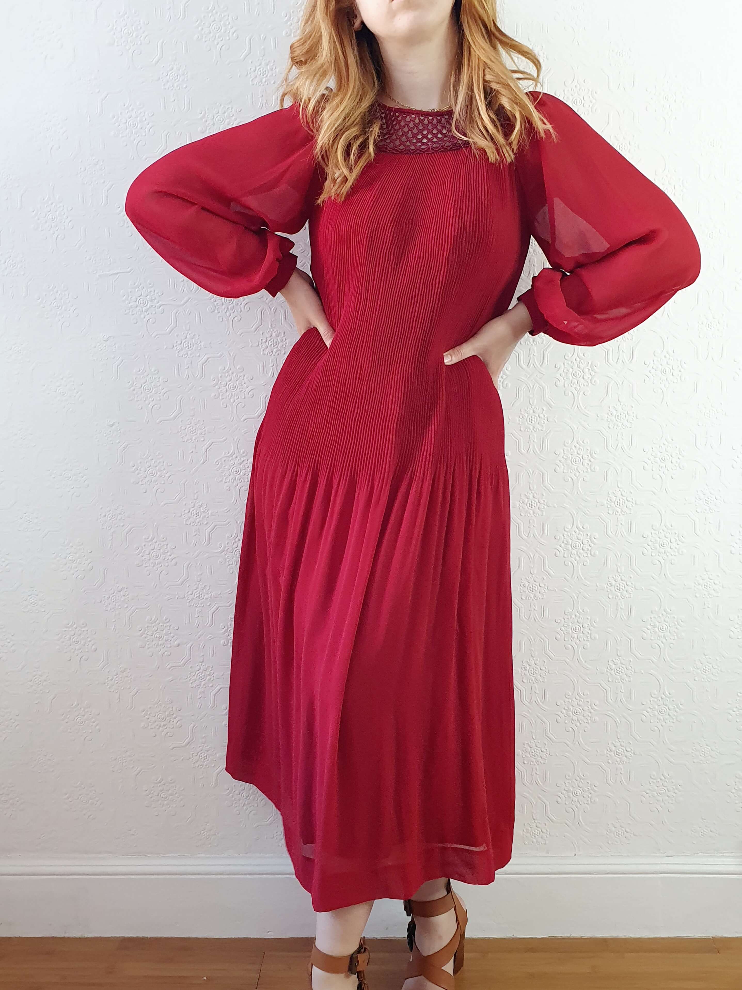 Vintage Deep Red Micro Pleated Balloon Sleeve Dress - M