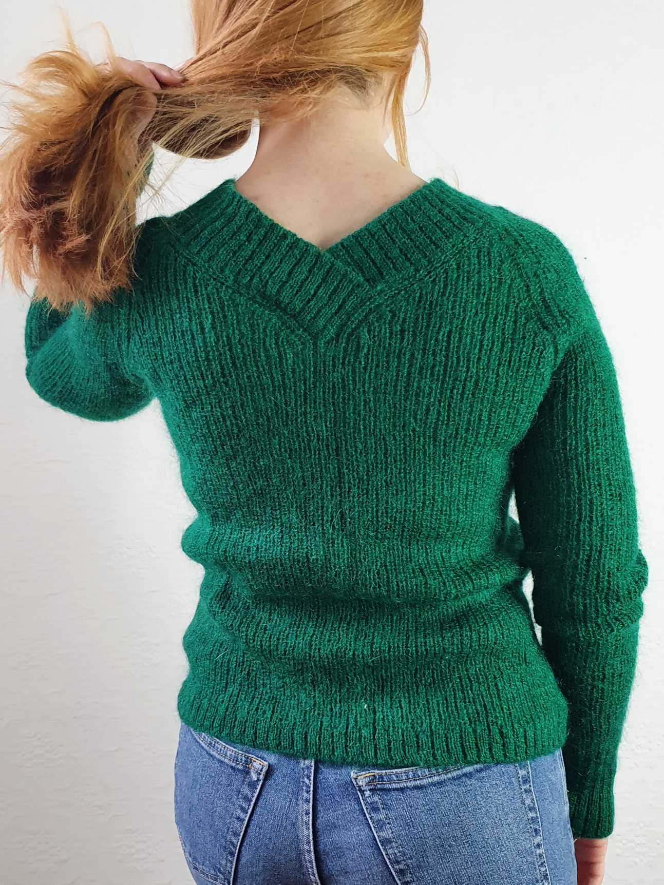 Vintage Emerald Green V-Neck Mohair Jumper - XS/S - Image 2