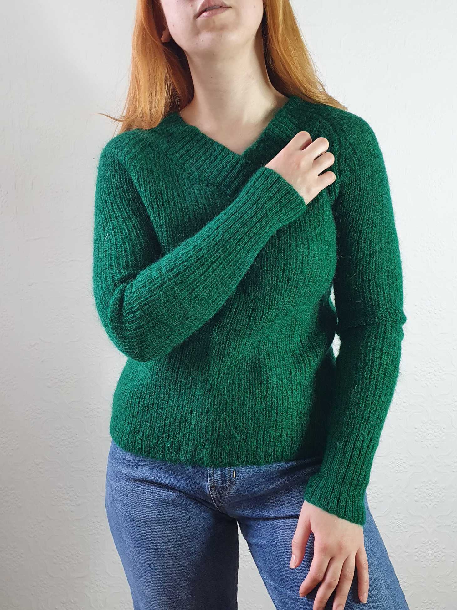 Vintage Emerald Green V-Neck Mohair Jumper - XS/S - Image 4