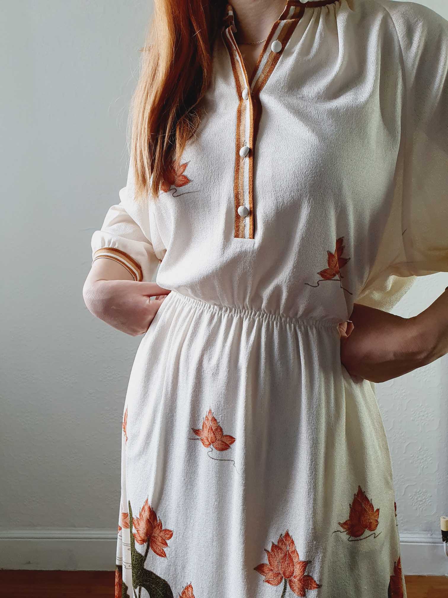 Vintage Floral 70s Tea Dress with Batwing Sleeves - S/M - Image 13
