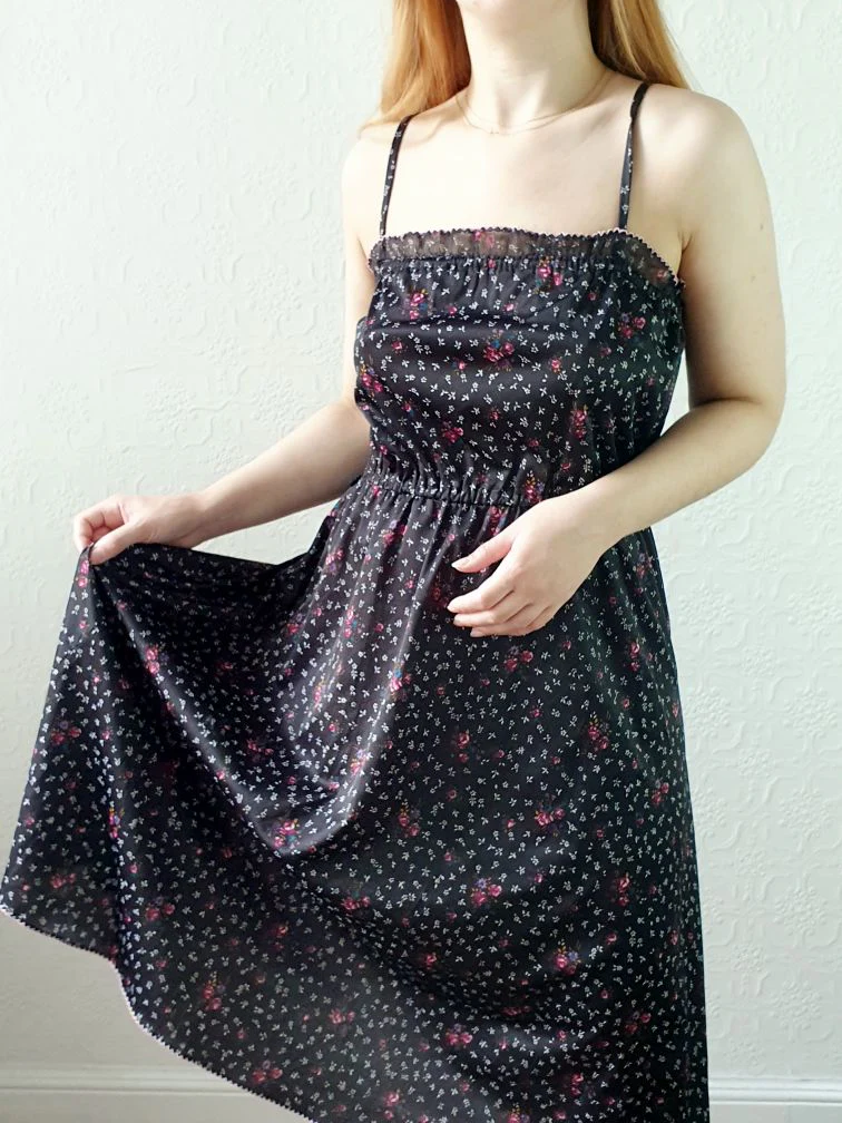 Vintage Floral Spaghetti Strap Dress - M/L - Image 12