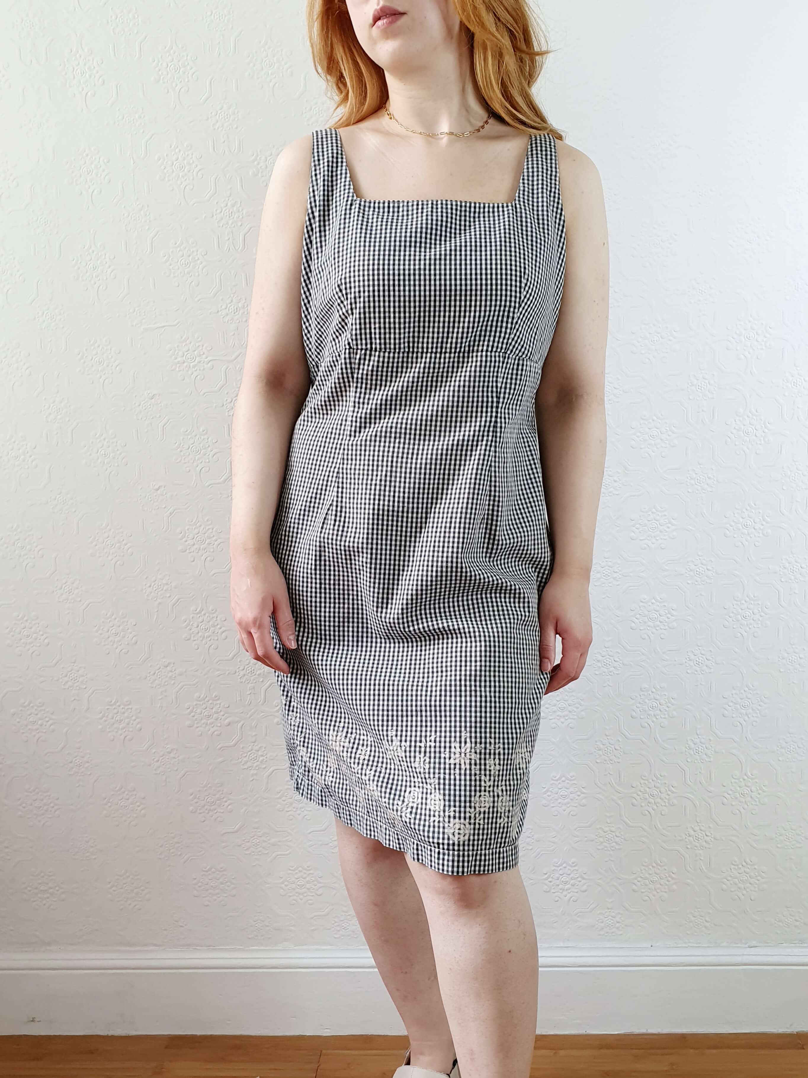 Vintage Gingham Sleeveless Dress with Square Neckline - M - Image 2