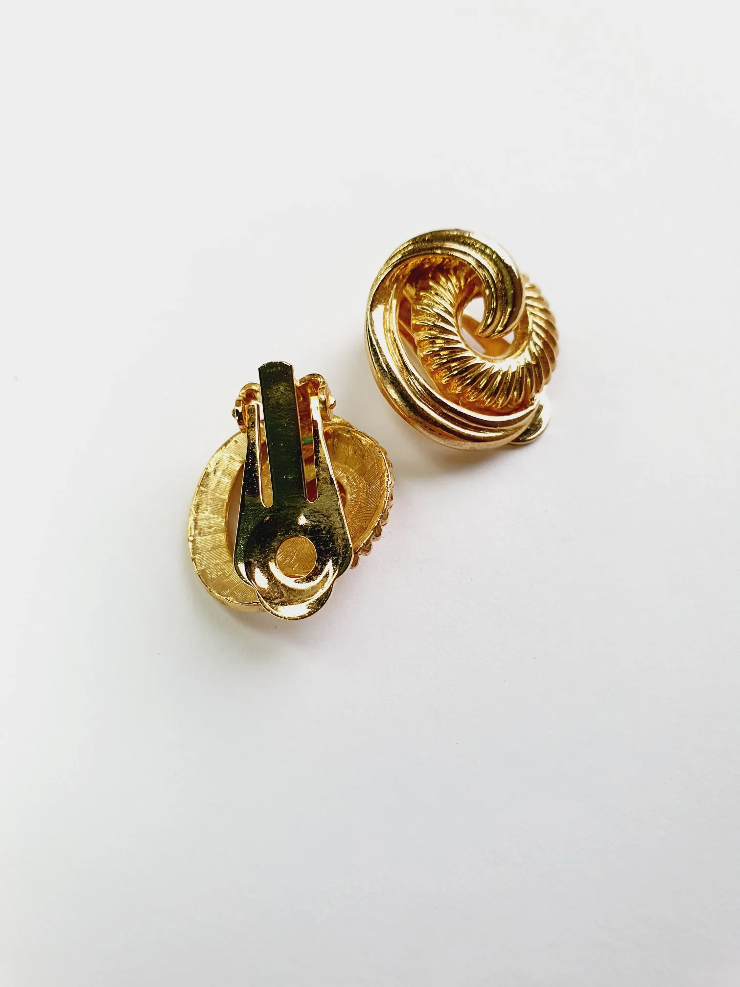 Vintage Gold Plated 1980s Clip On Earrings - Image 5