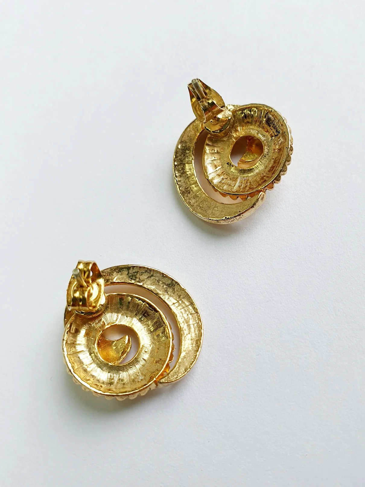 Vintage Gold Plated 1980s Stud Earrings - Image 3