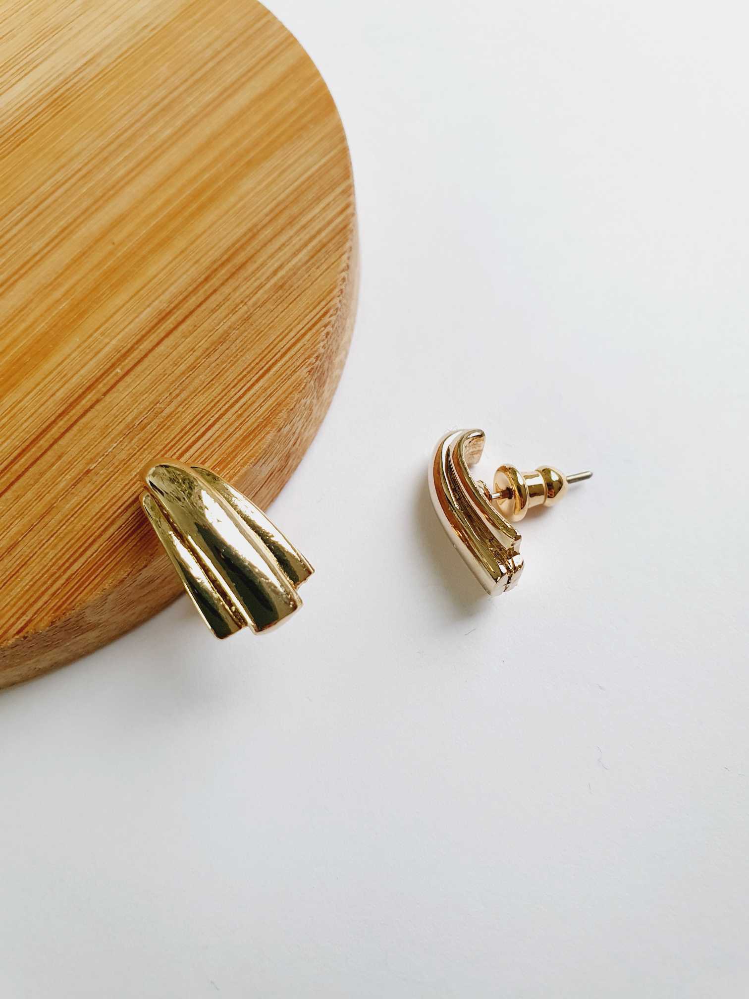 Vintage Gold Plated 80s Stud Earrings - Image 3