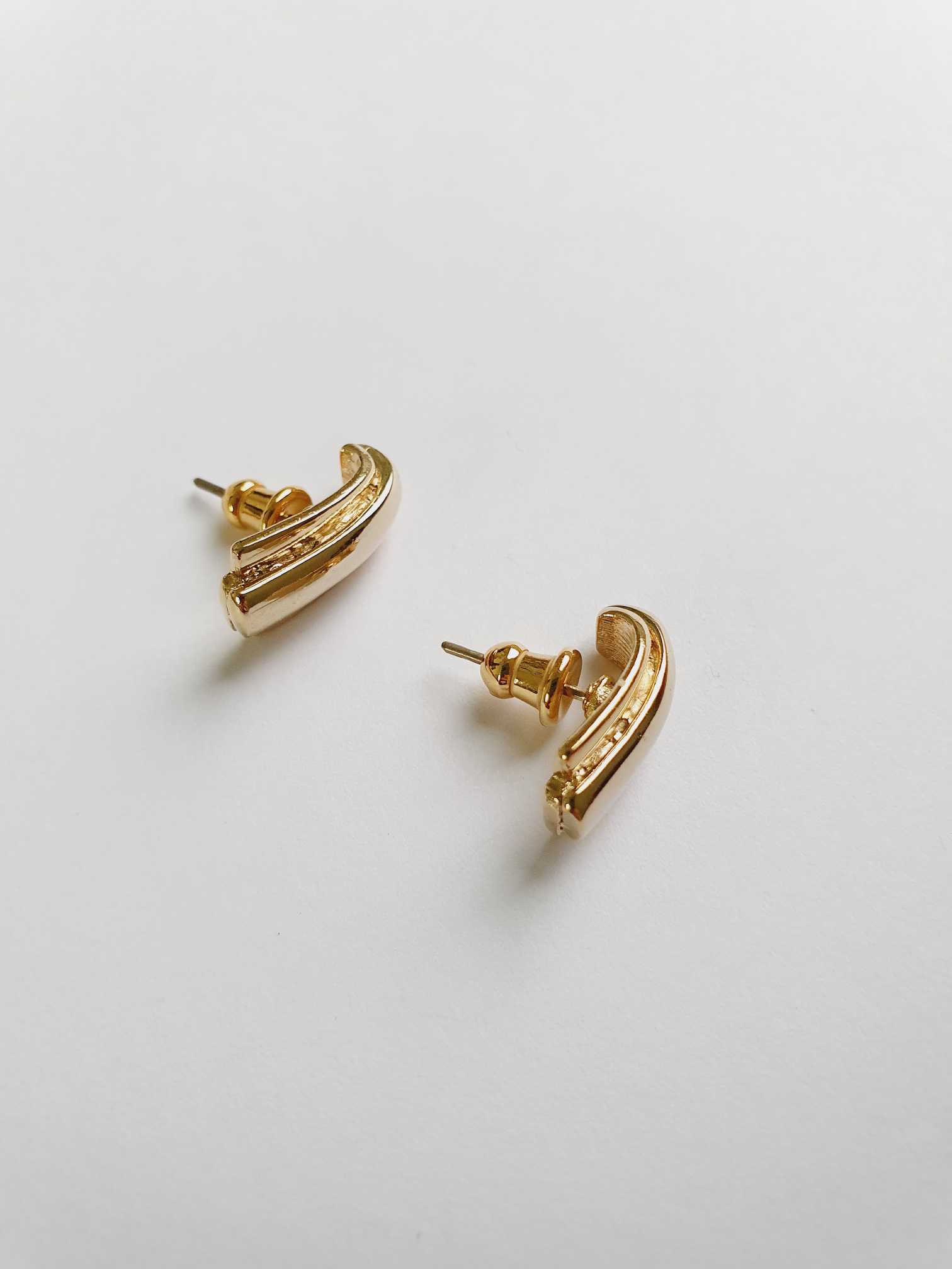 Vintage Gold Plated 80s Stud Earrings - Image 5