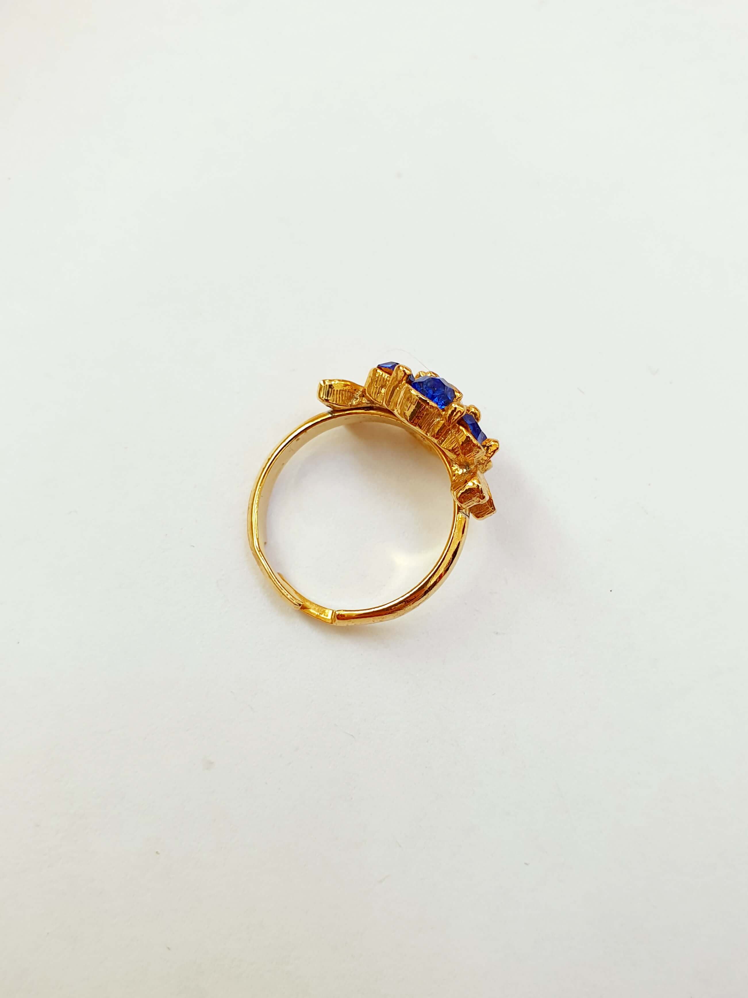 Vintage Gold Plated Blue Crystal Flower Cocktail Ring - Image 4