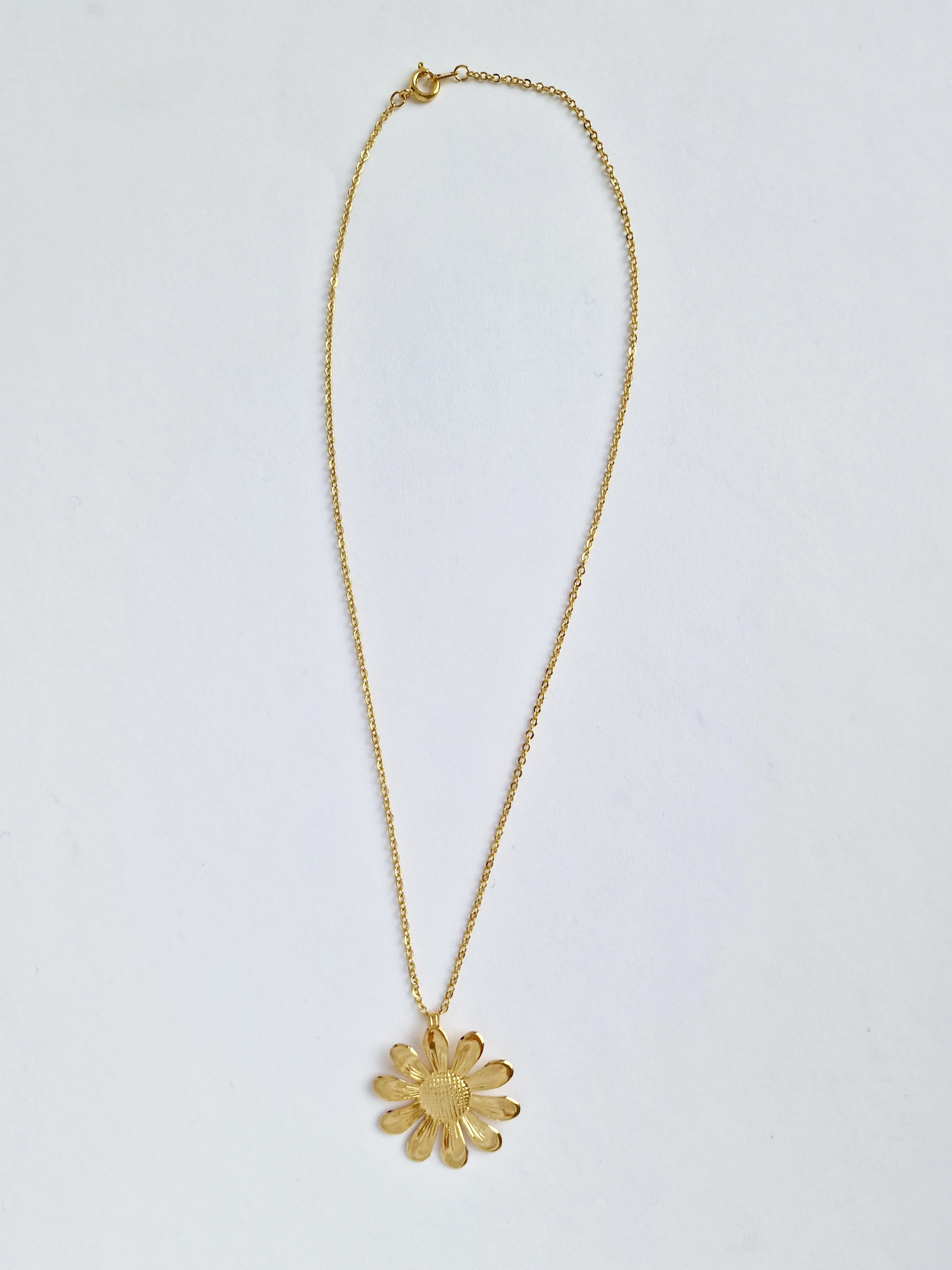 Vintage Gold Plated Cable Chain Necklace With Big Flower Charm - Image 3