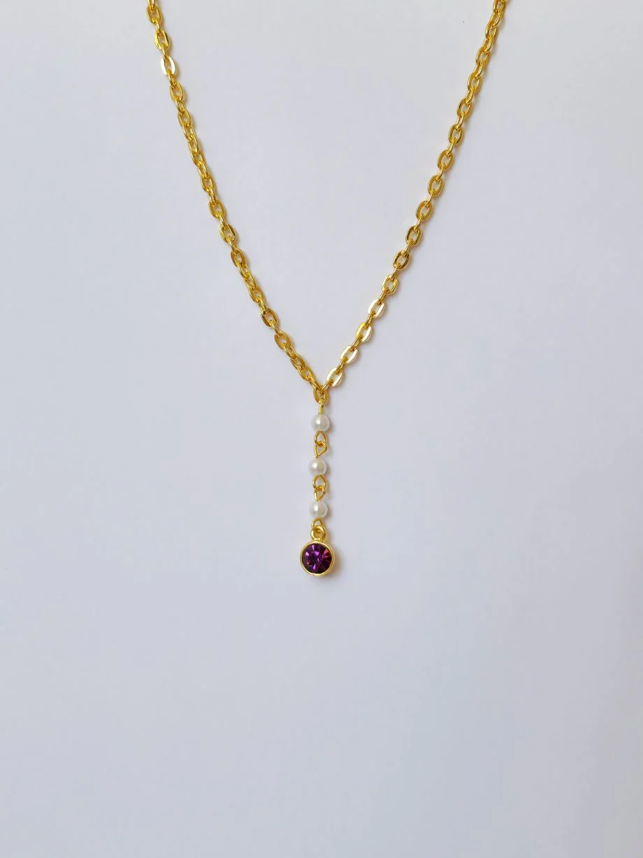 Vintage Gold Plated Cable Chain Pendant Necklace with a Purple Crystal and Pearl Charm - Image 2